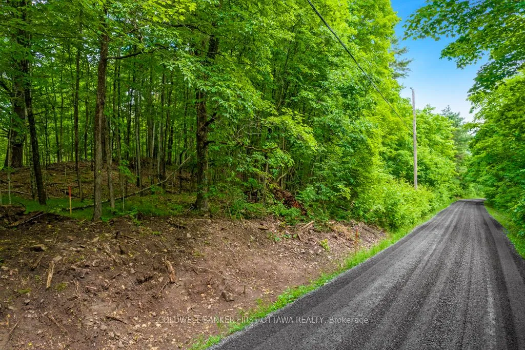 Photo 5 of 408 Doran Road, Tay Valley, Bathurst/Burgess & Sherbrooke (Bathurst) Twp — HOMEH