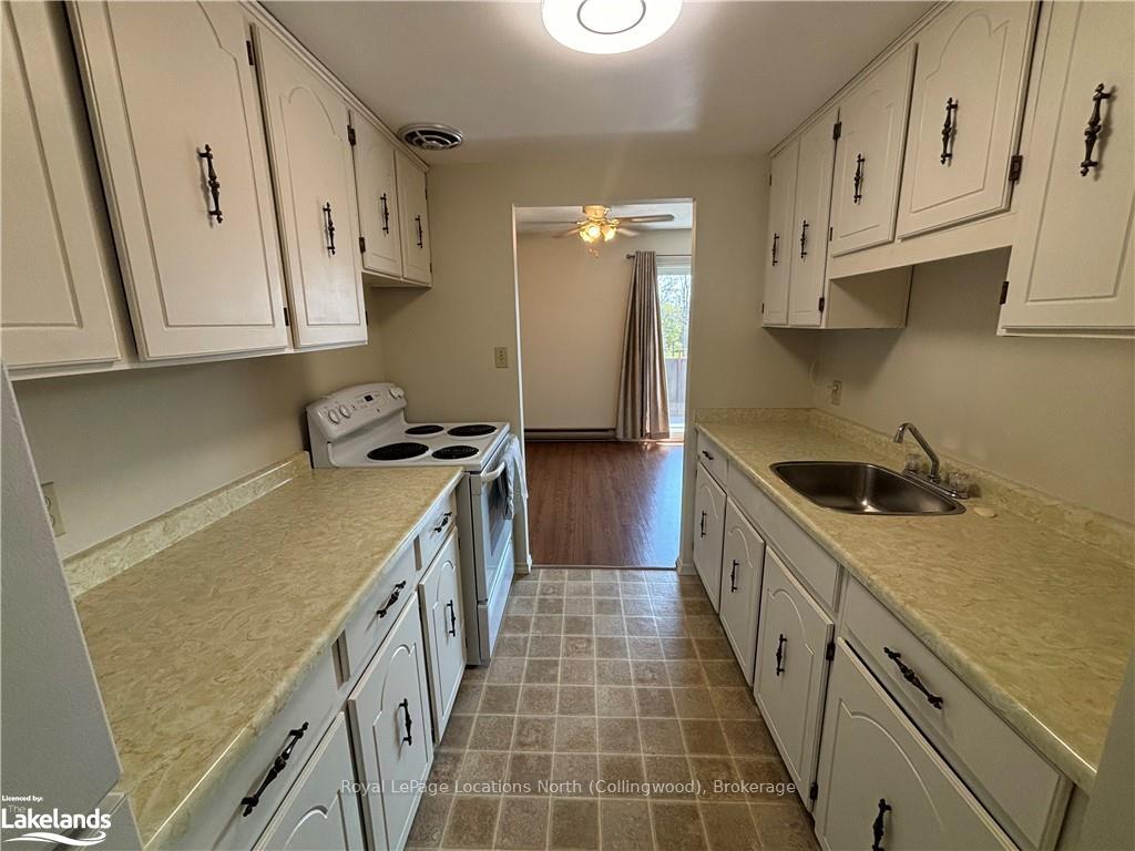 Photo 2 of Unit 304, 184 Eighth Street, Collingwood — HOMEH