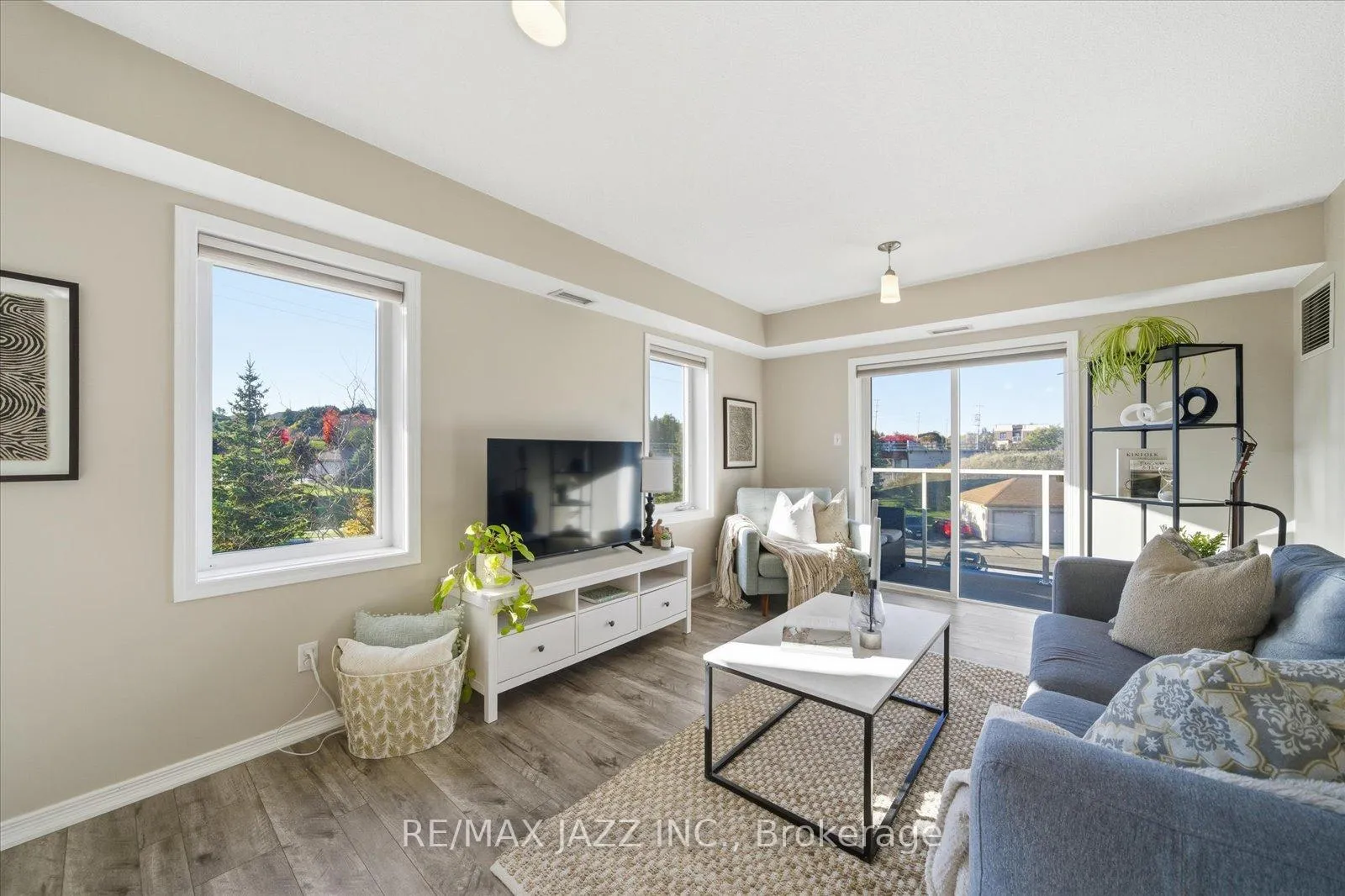 Photo 19 of Unit 310, 132 Aspen Springs Drive, Clarington, Bowmanville — HOMEH
