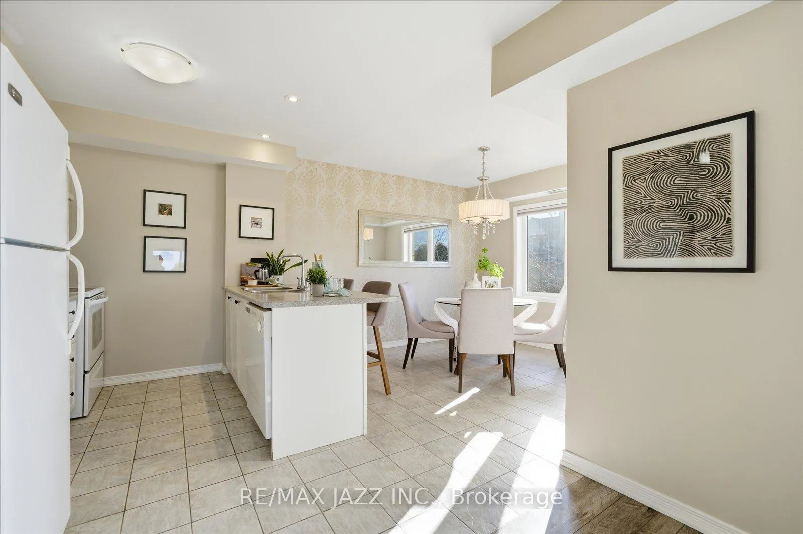 Photo 46 of Unit 310, 132 Aspen Springs Drive, Clarington, Bowmanville — HOMEH