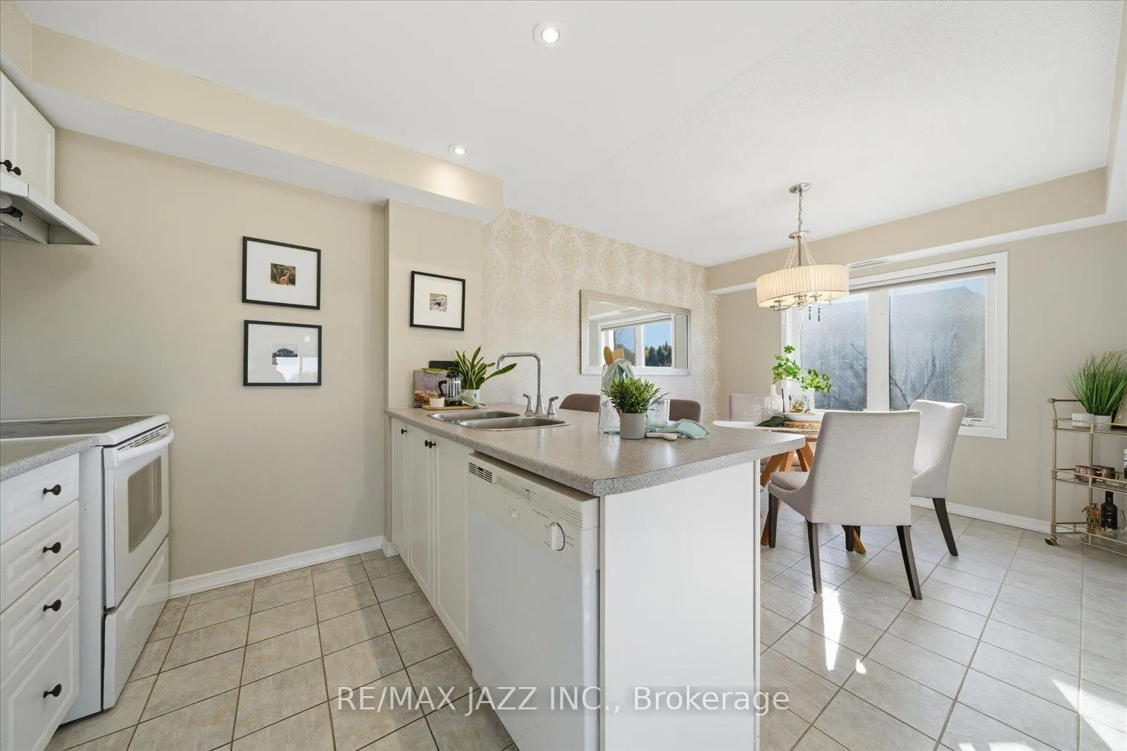 Photo 49 of Unit 310, 132 Aspen Springs Drive, Clarington, Bowmanville — HOMEH