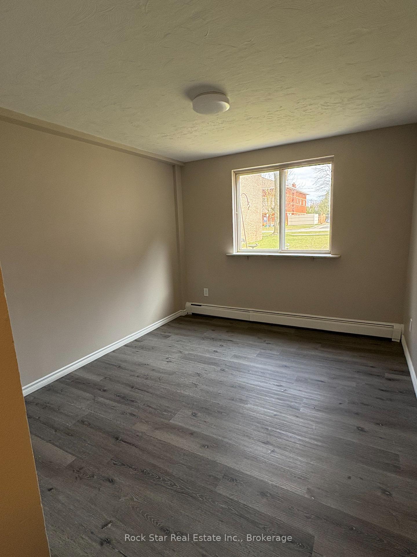 Photo 13 of Unit 102, 601 Barber Avenue N, North Perth, Listowel — HOMEH