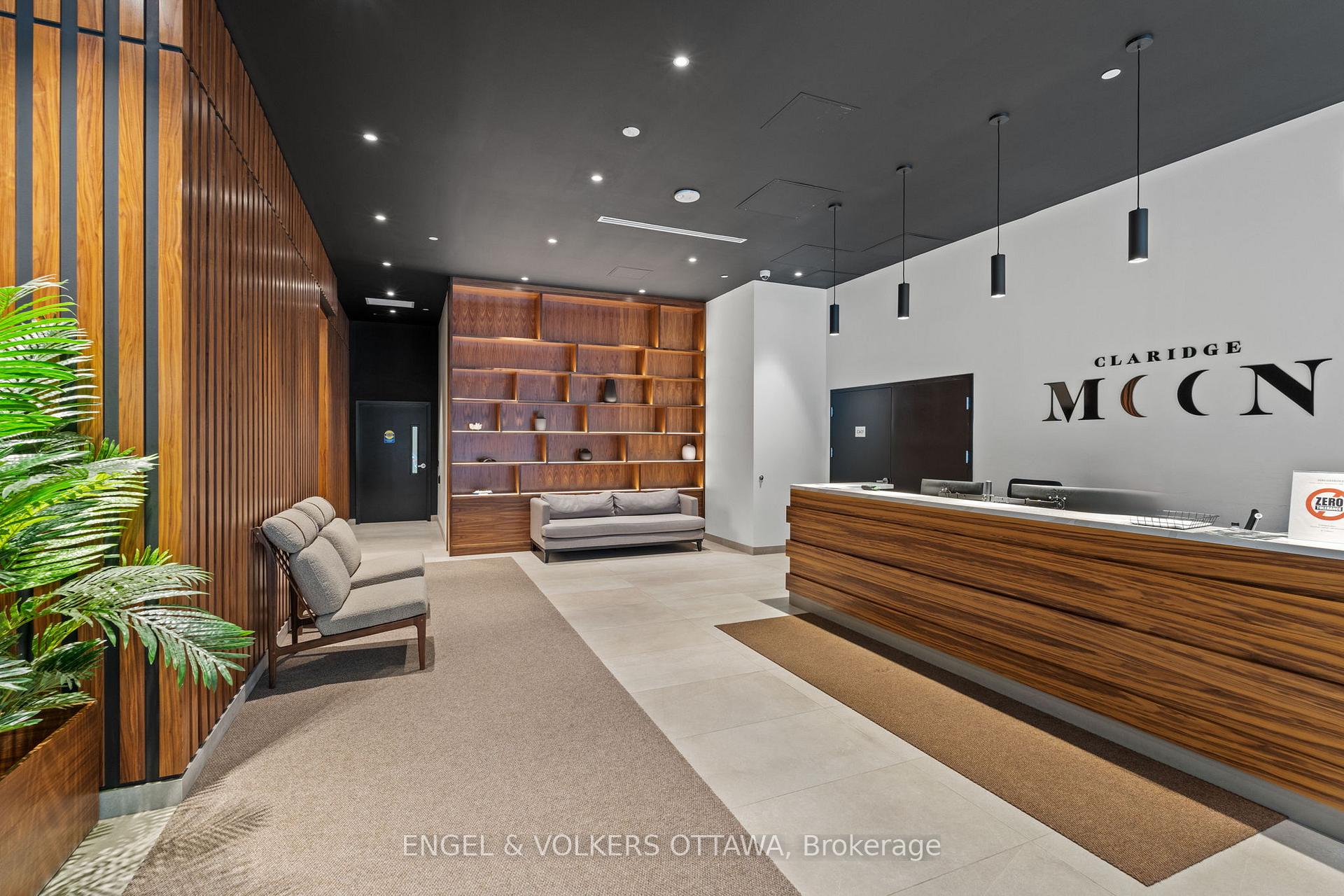 Photo 3 of Unit 402, 340 Queen Street, Ottawa, Ottawa Centre — HOMEH