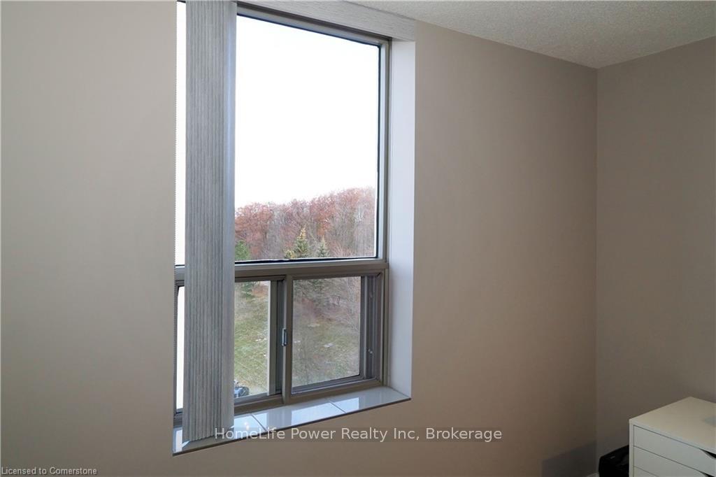 Photo 25 of Unit 910, 55 Green Valley Drive, Kitchener — HOMEH
