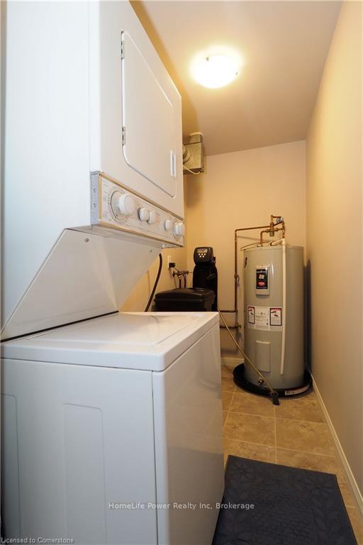 Photo 27 of Unit 910, 55 Green Valley Drive, Kitchener — HOMEH
