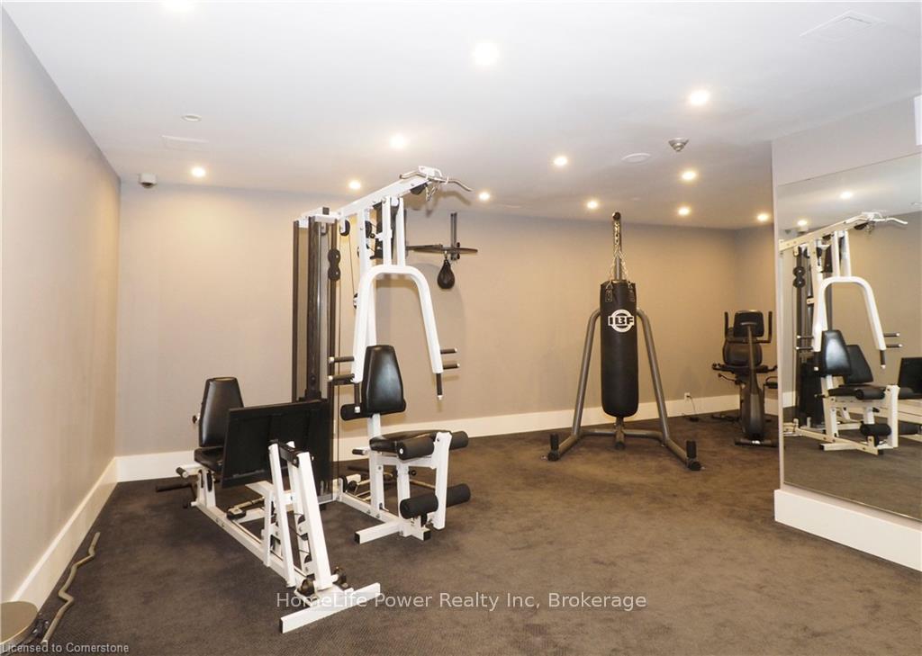 Photo 31 of Unit 910, 55 Green Valley Drive, Kitchener — HOMEH