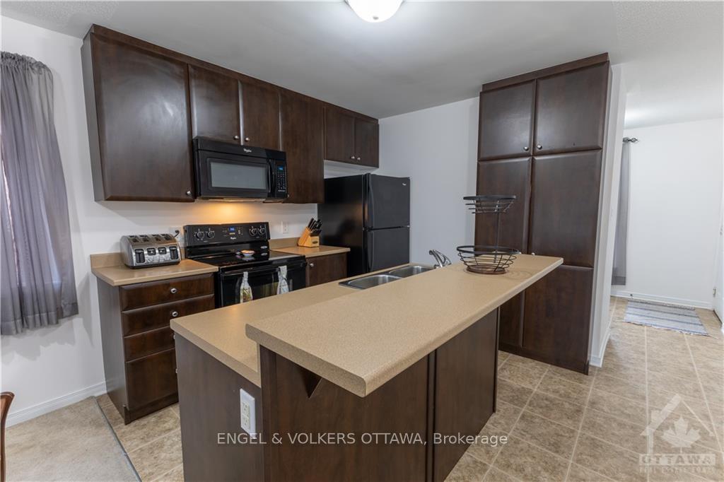 Photo 8 of 218 SHANLY Private, Ottawa, Barrhaven - Stonebridge — HOMEH