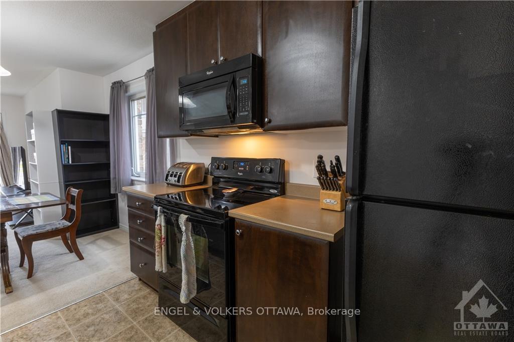 Photo 10 of 218 SHANLY Private, Ottawa, Barrhaven - Stonebridge — HOMEH