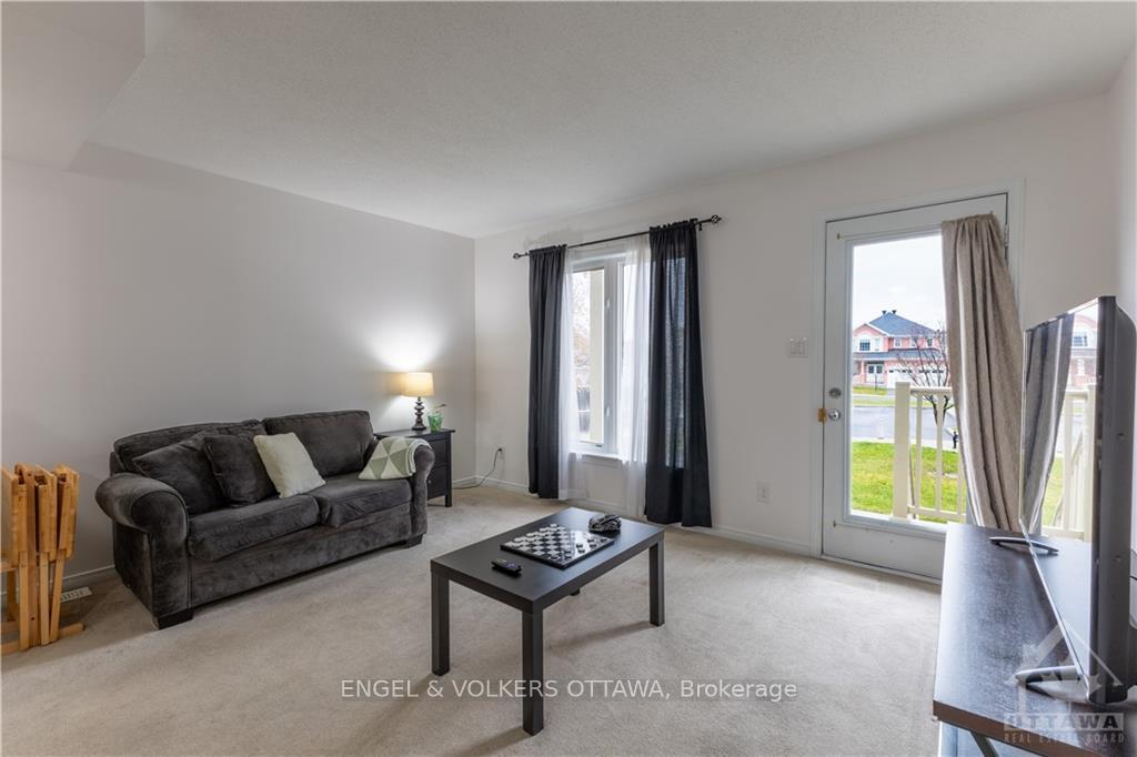Photo 12 of 218 SHANLY Private, Ottawa, Barrhaven - Stonebridge — HOMEH