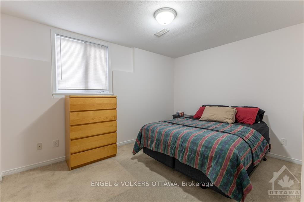 Photo 18 of 218 SHANLY Private, Ottawa, Barrhaven - Stonebridge — HOMEH