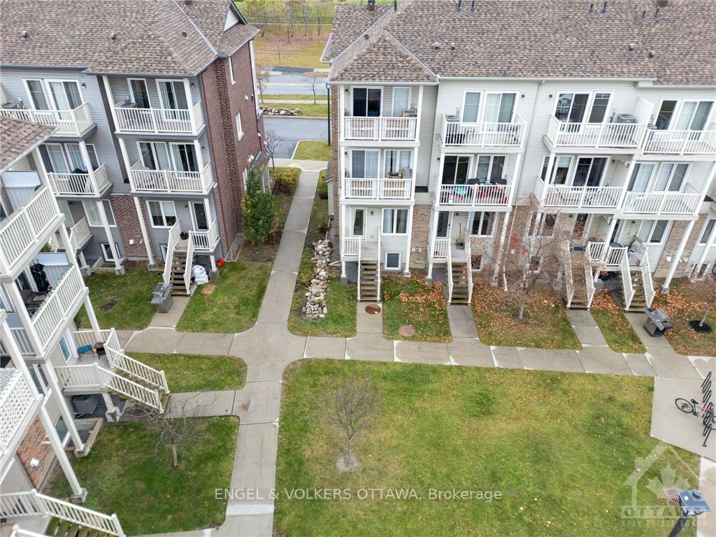Photo 27 of 218 SHANLY Private, Ottawa, Barrhaven - Stonebridge — HOMEH