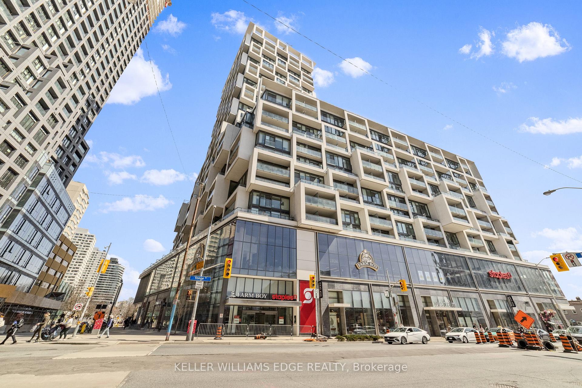 Front of Unit 2107, 5 Soudan Avenue