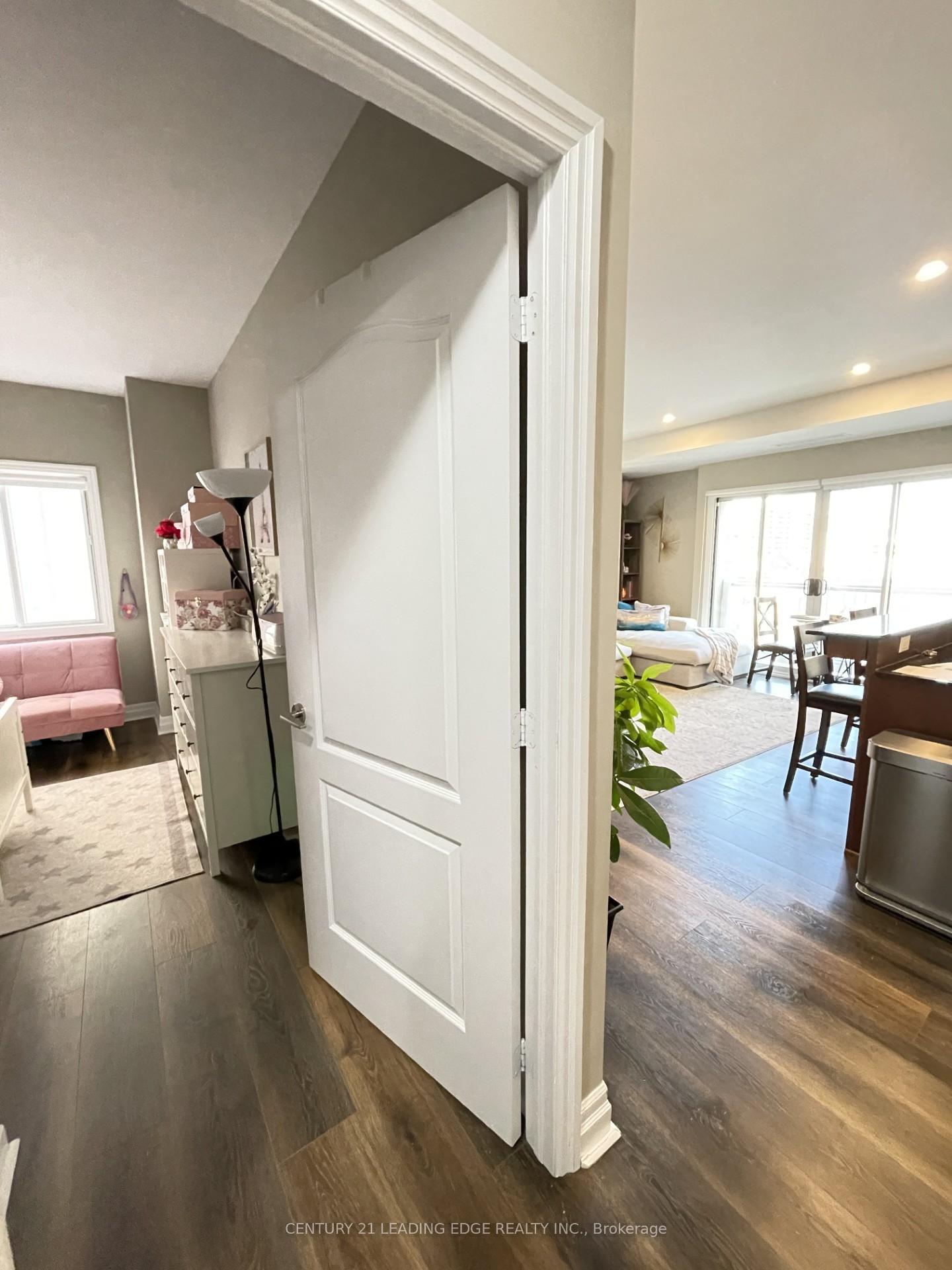 Photo 7 of Unit 503, 44 Bond Street W, Oshawa, O'Neill — HOMEH