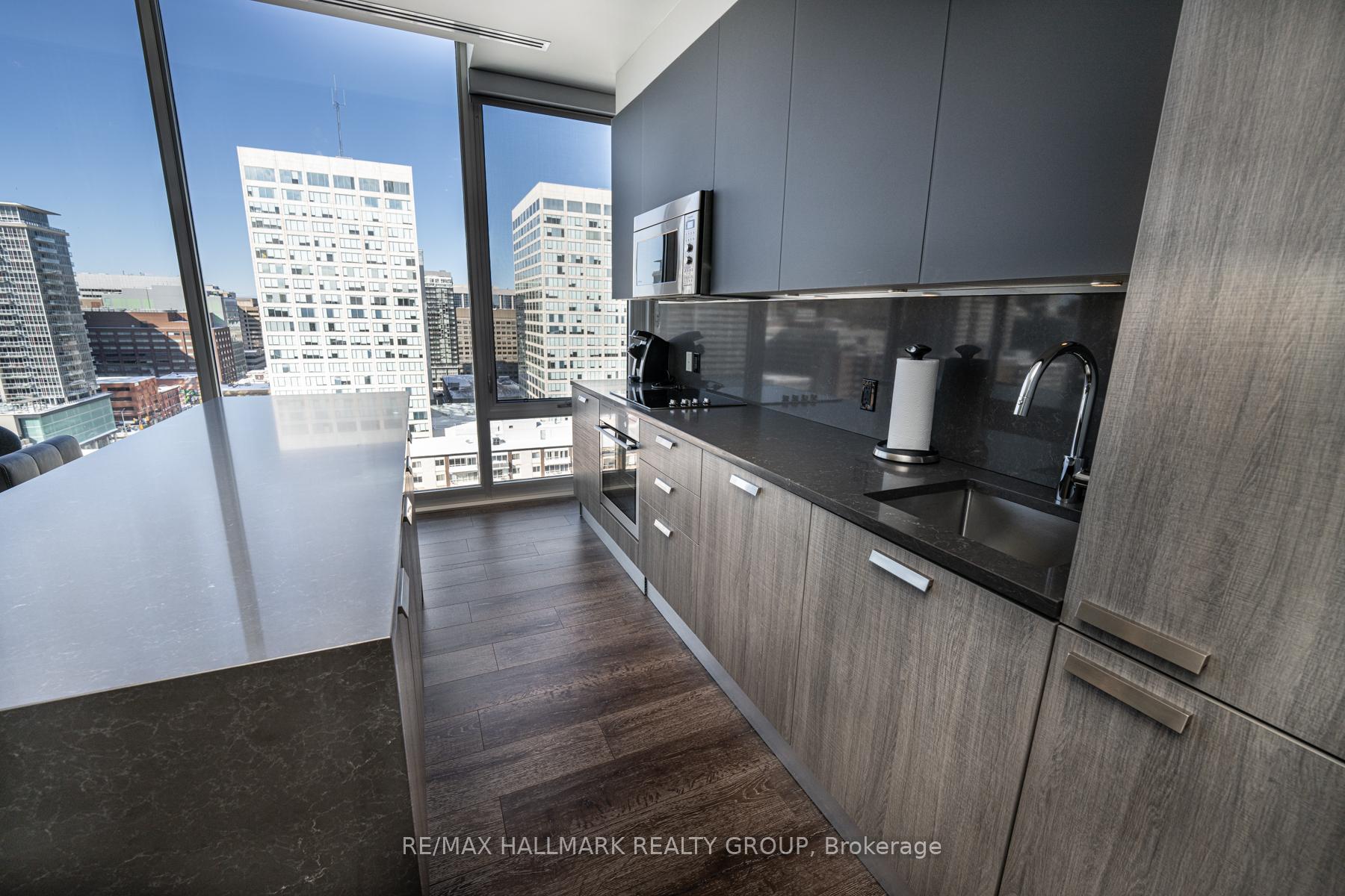 Photo 7 of Unit 1702, 300 Lisgar Street, Ottawa, Ottawa Centre — HOMEH