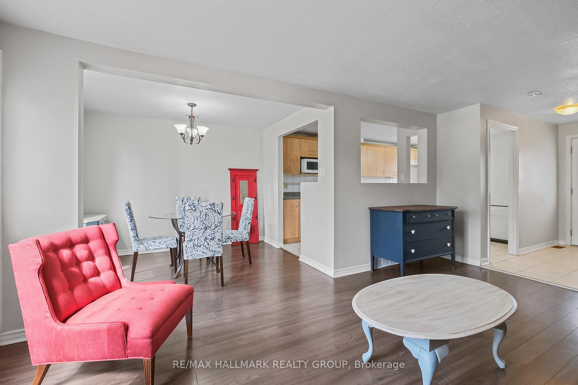 Photo 8 of Unit 9, 1483 Bethamy Lane, Ottawa, Beacon Hill South — HOMEH