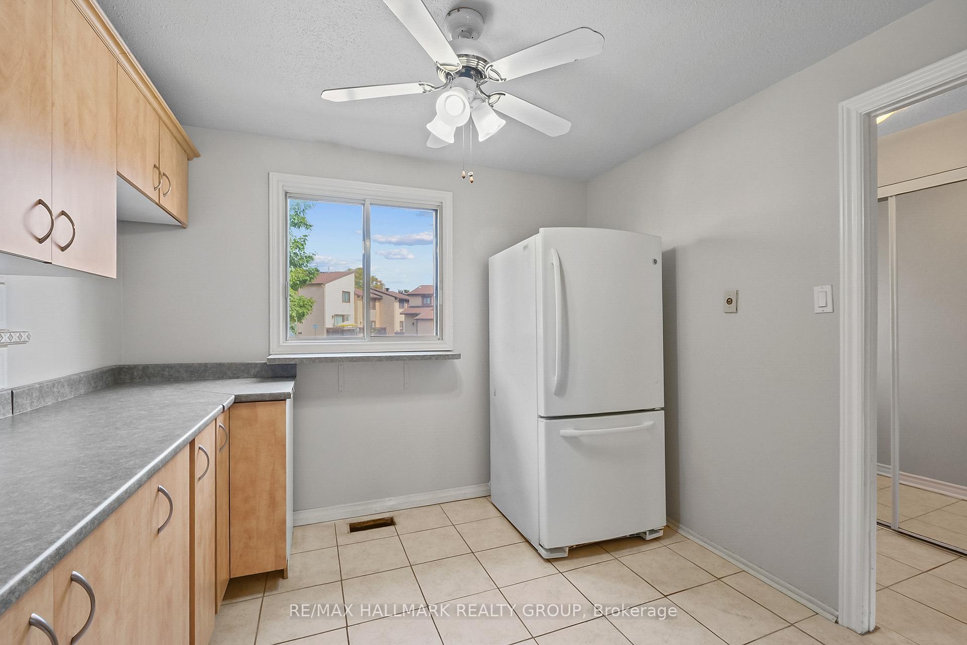 Photo 17 of Unit 9, 1483 Bethamy Lane, Ottawa, Beacon Hill South — HOMEH