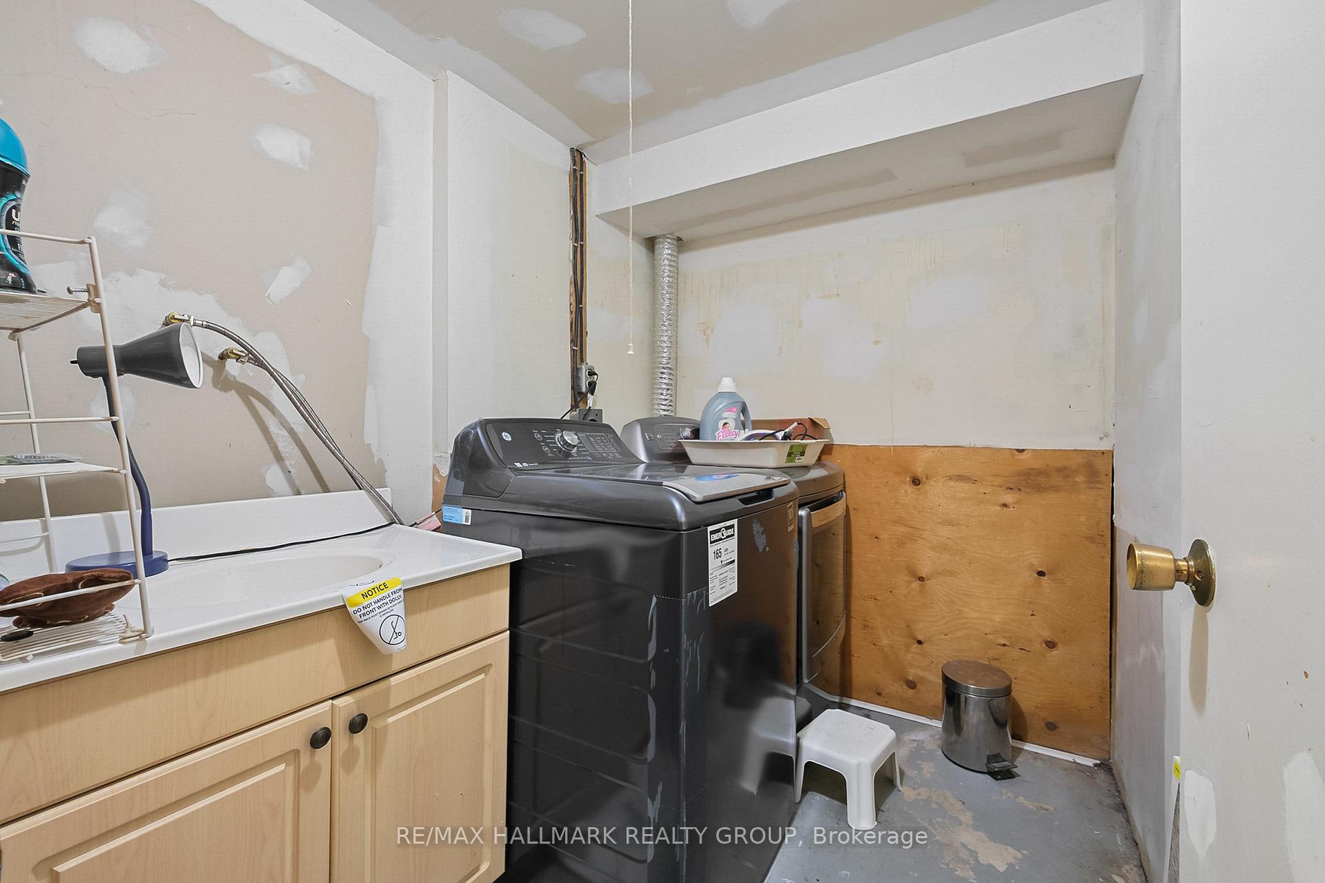 Photo 40 of Unit 9, 1483 Bethamy Lane, Ottawa, Beacon Hill South — HOMEH