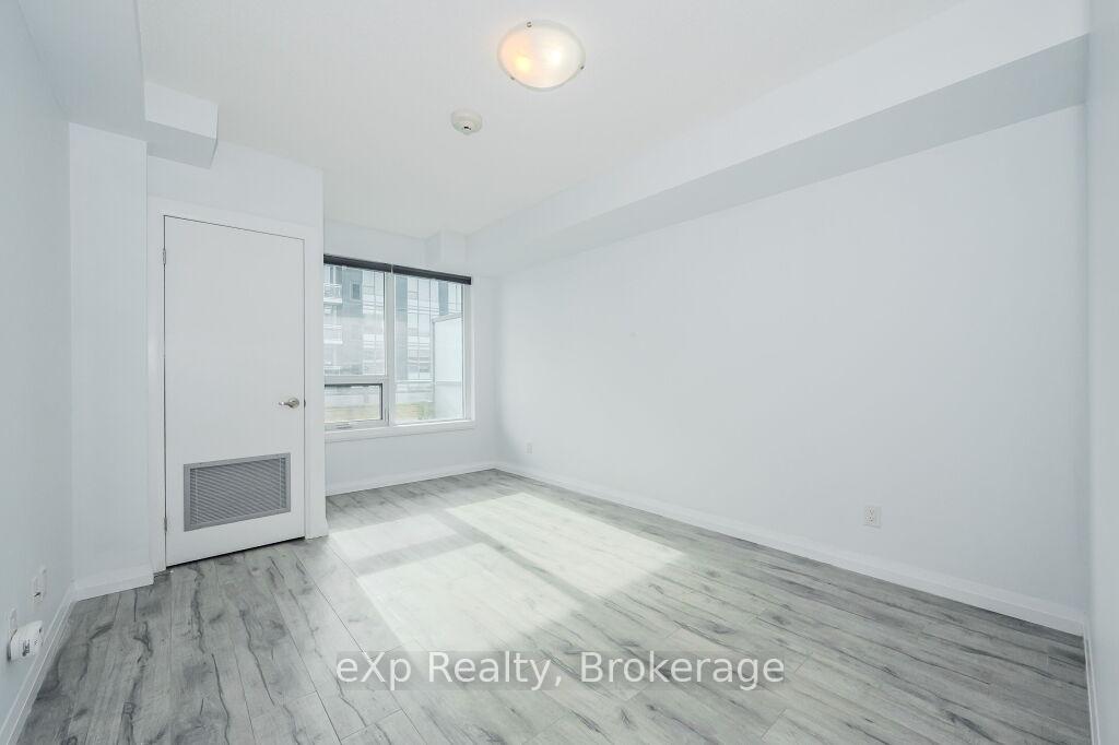 Front of Unit 801, 53 Arthur Street S