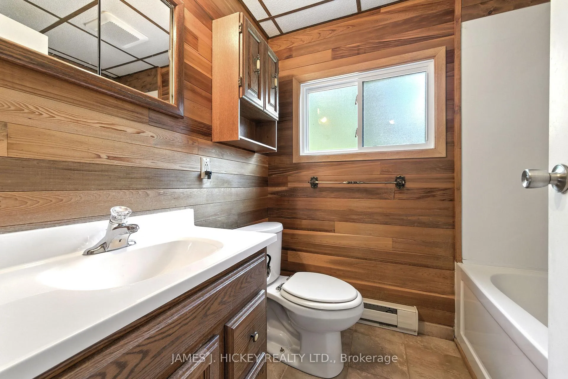 Photo 24 of 19 Alder Crescent, Deep River — HOMEH
