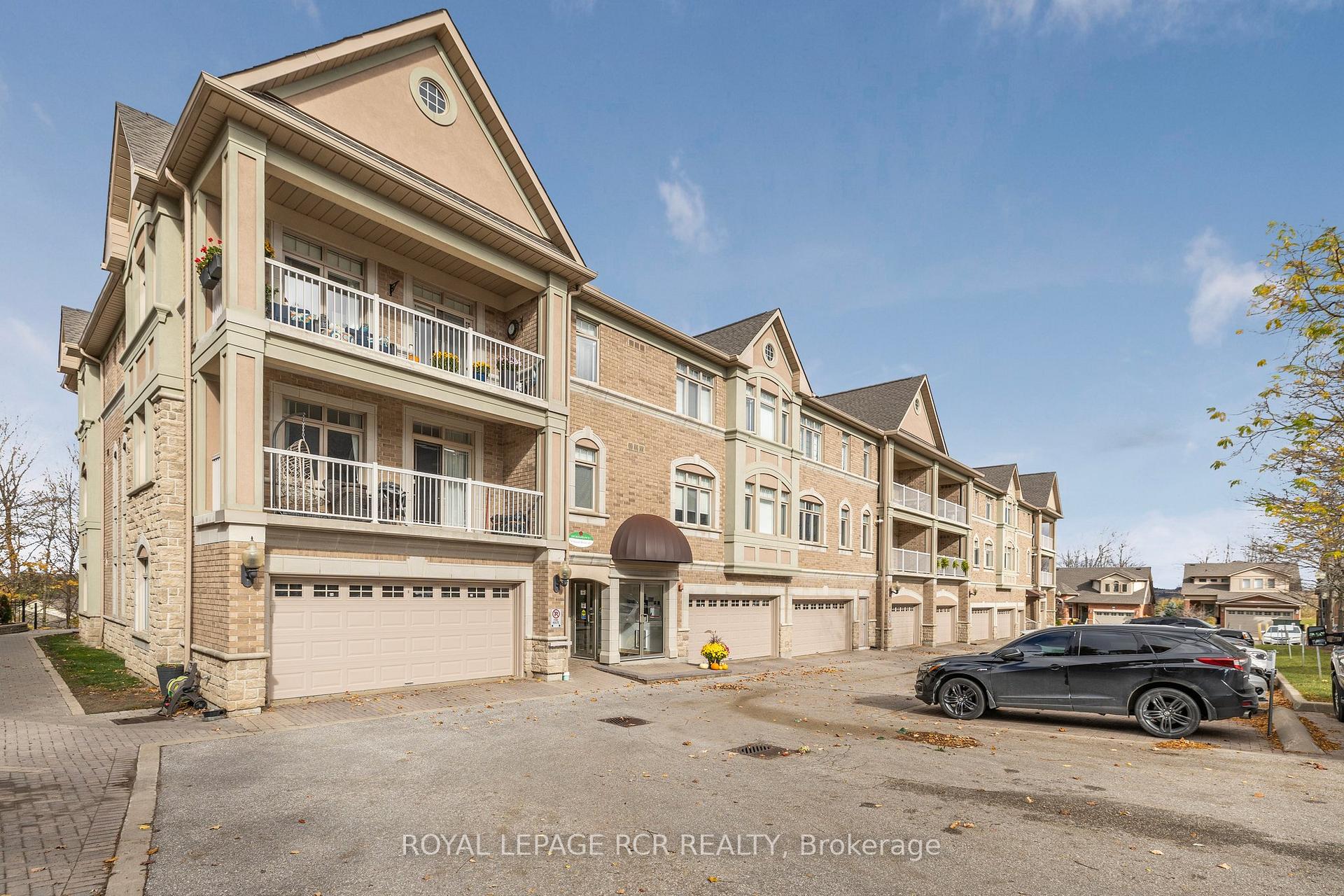 Photo 2 of Unit 207, 78 Sunset Boulevard, New Tecumseth, Alliston — HOMEH