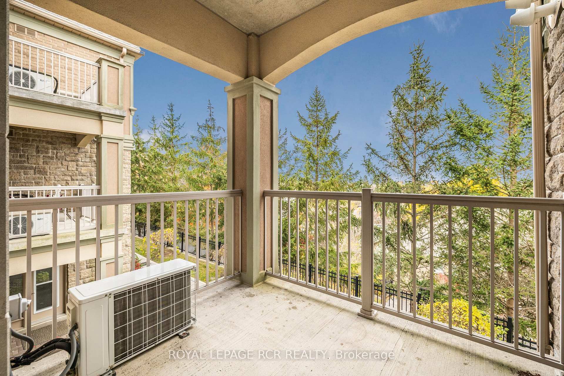 Photo 23 of Unit 207, 78 Sunset Boulevard, New Tecumseth, Alliston — HOMEH