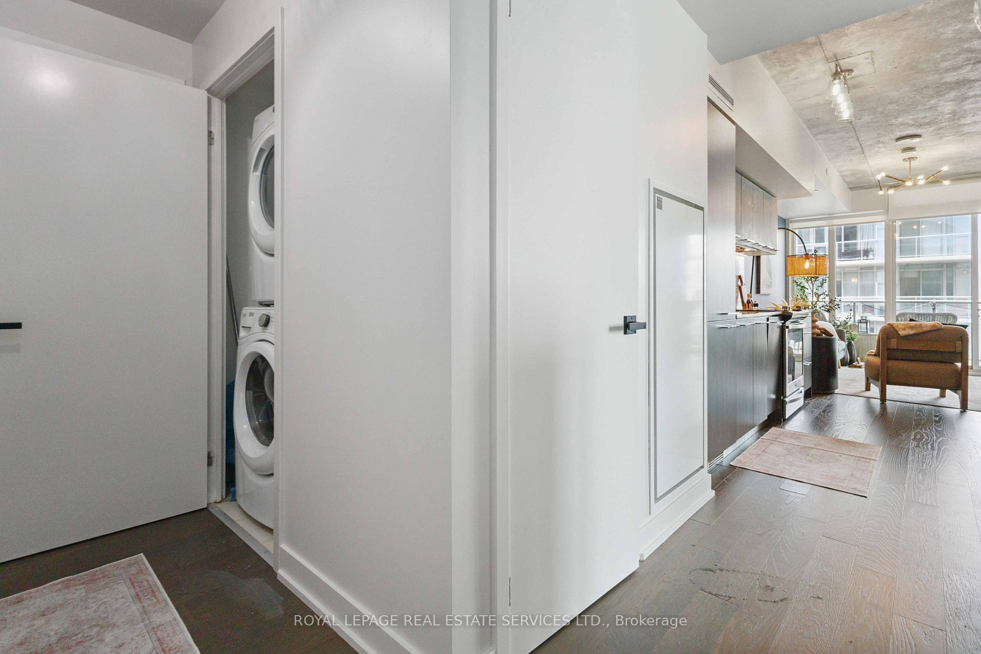Photo 8 of Unit 810, 25 Baseball Place, Toronto, South Riverdale — HOMEH