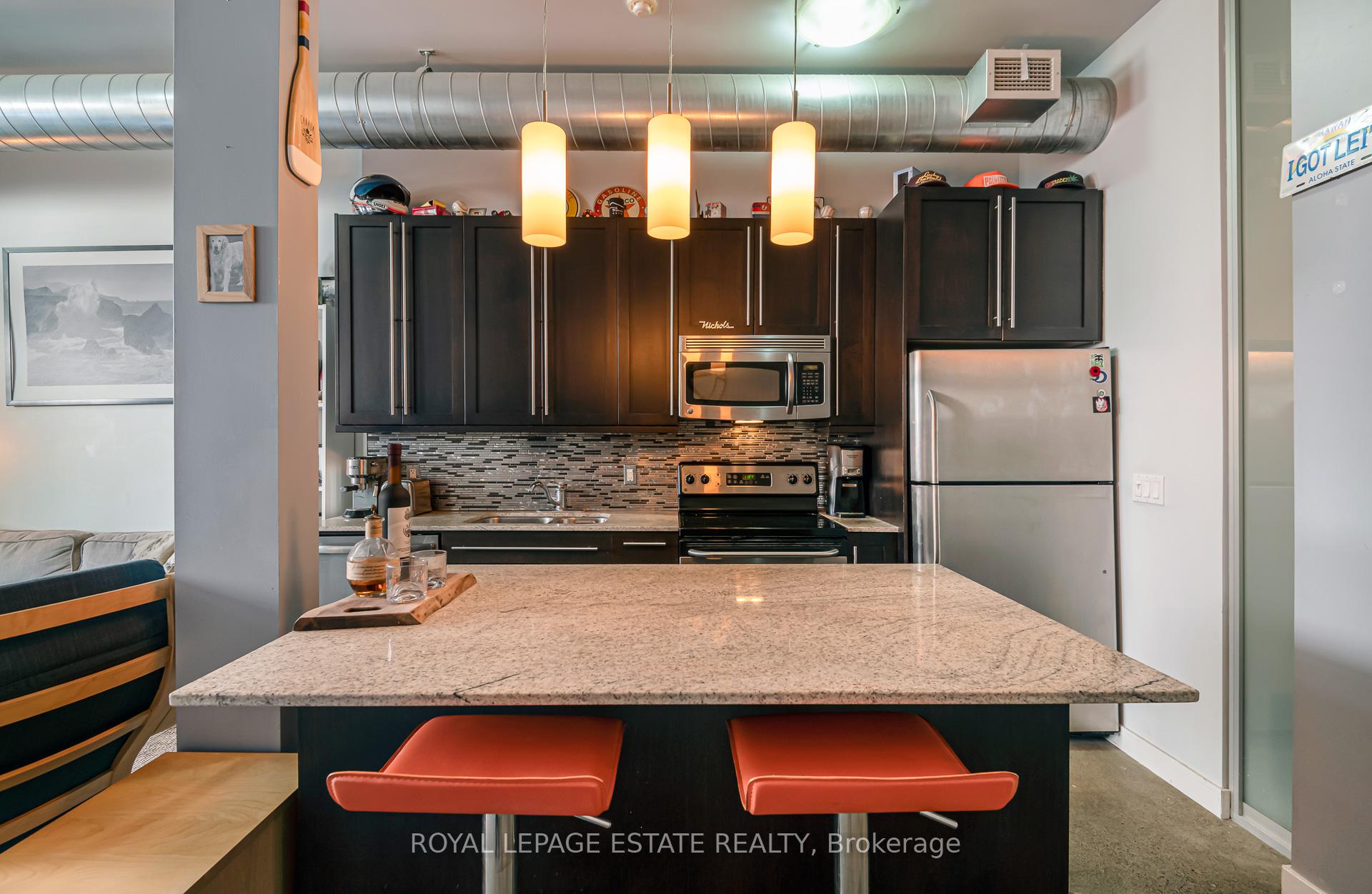 Photo 2 of Unit 206, 952 Kingston Road, Toronto, East End-Danforth — HOMEH