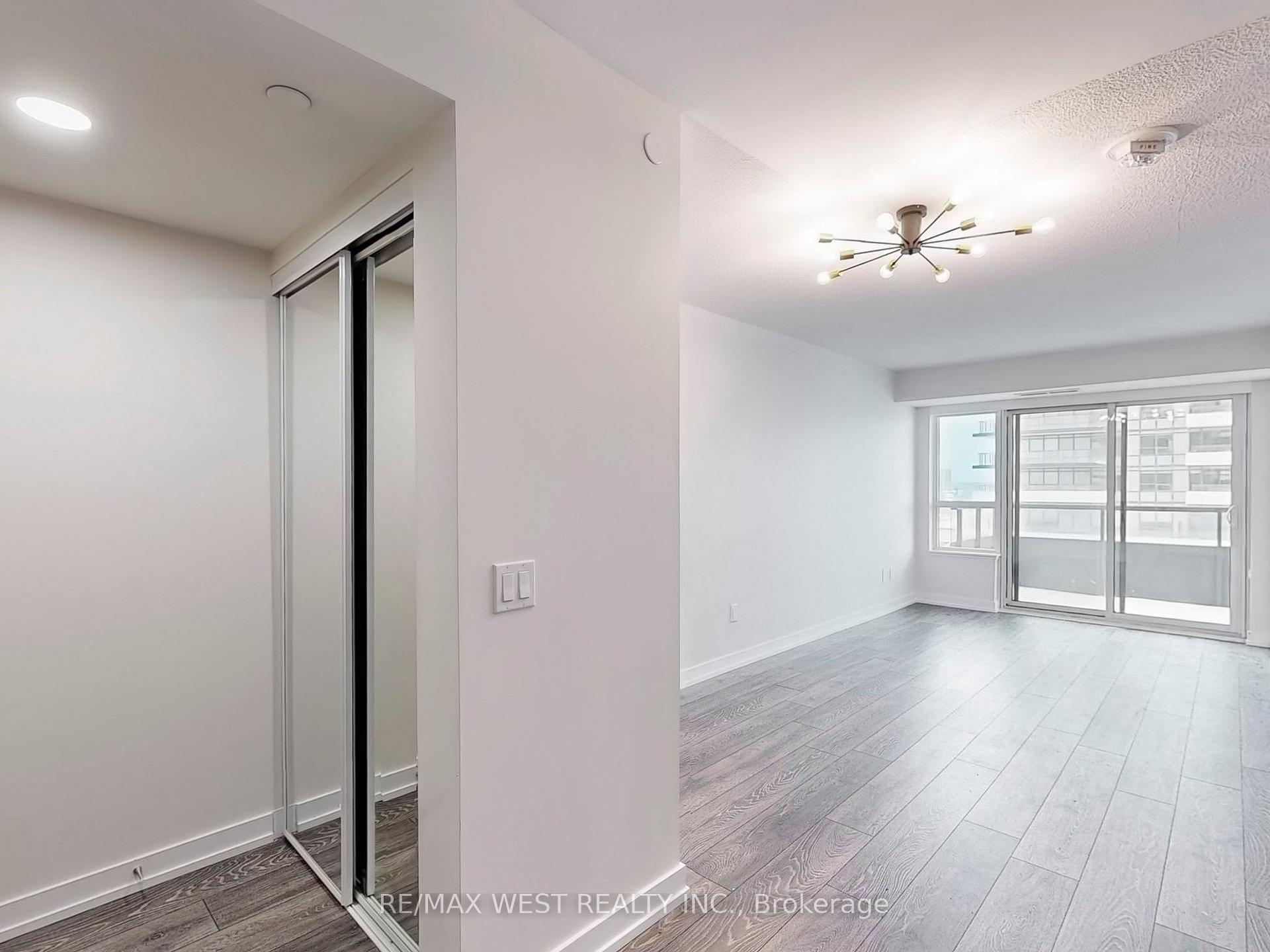 Photo 6 of Unit 805, 1455 Celebration Drive, Pickering, Bay Ridges — HOMEH