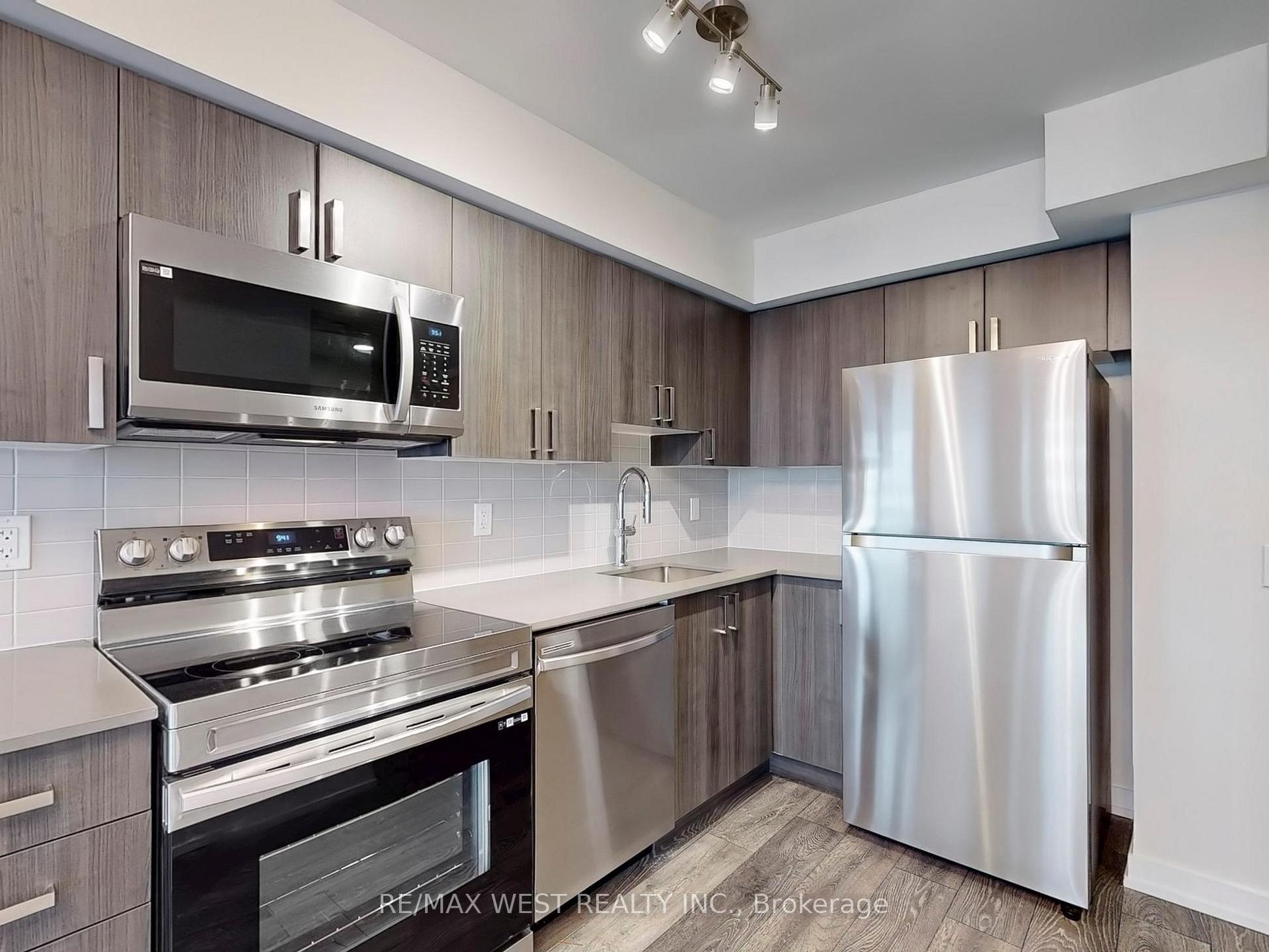 Photo 13 of Unit 805, 1455 Celebration Drive, Pickering, Bay Ridges — HOMEH
