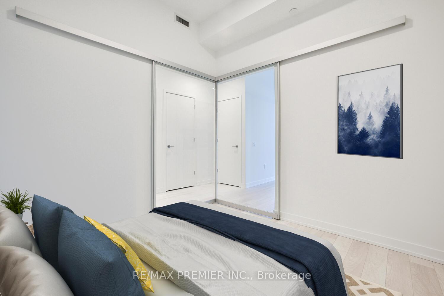 Photo 14 of Unit 3010, 39 Roehampton Avenue, Toronto, Mount Pleasant West — HOMEH