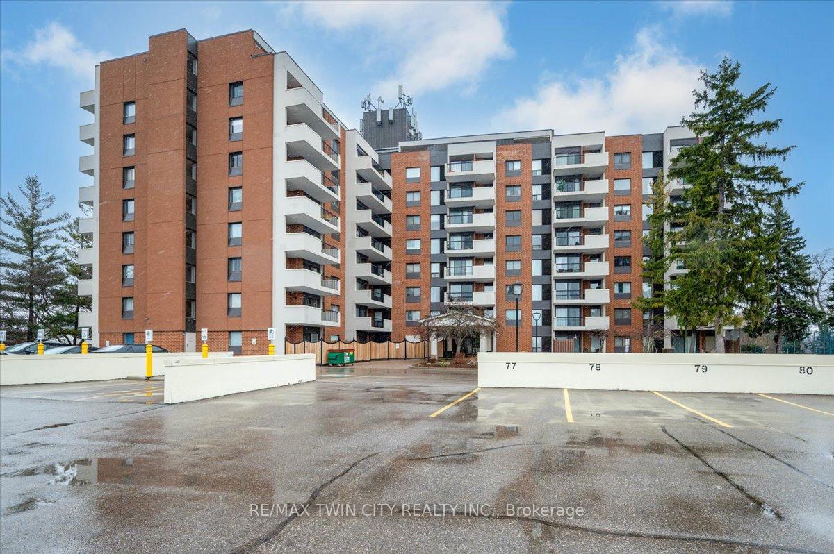 Photo 2 of Unit 809, 260 Sheldon Avenue N, Kitchener, Eastwood — HOMEH