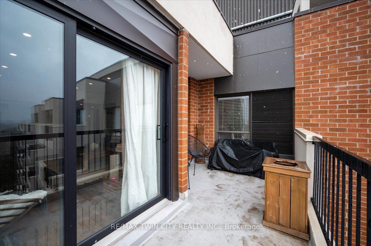 Photo 18 of Unit 809, 260 Sheldon Avenue N, Kitchener, Eastwood — HOMEH
