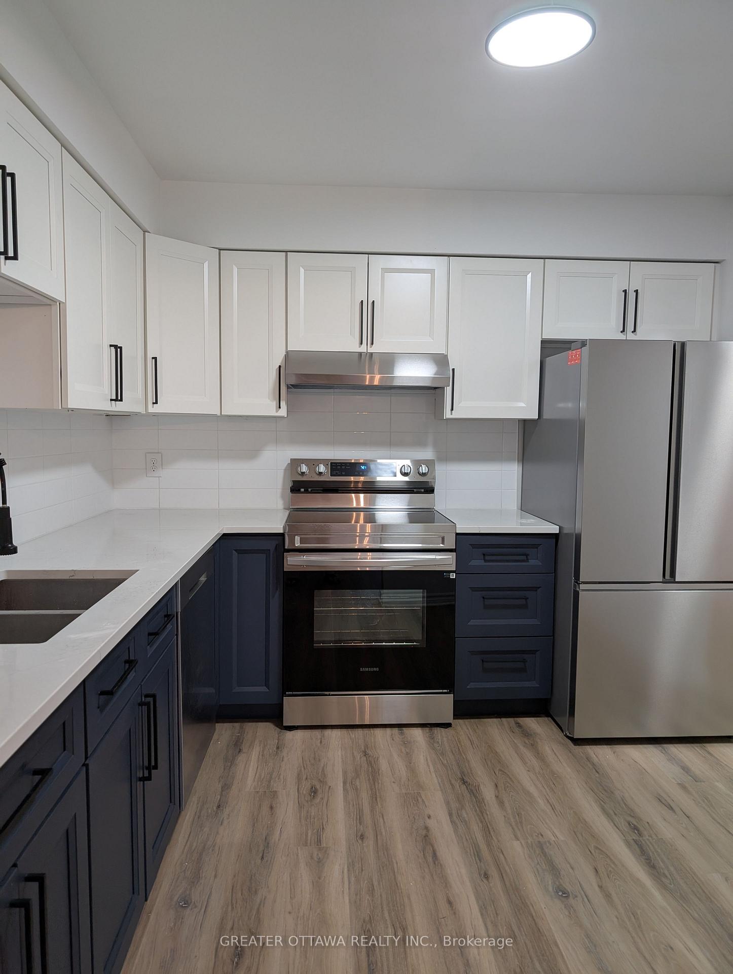 Photo 6 of 76 Clarkson Crescent W, Ottawa, Kanata - Katimavik — HOMEH