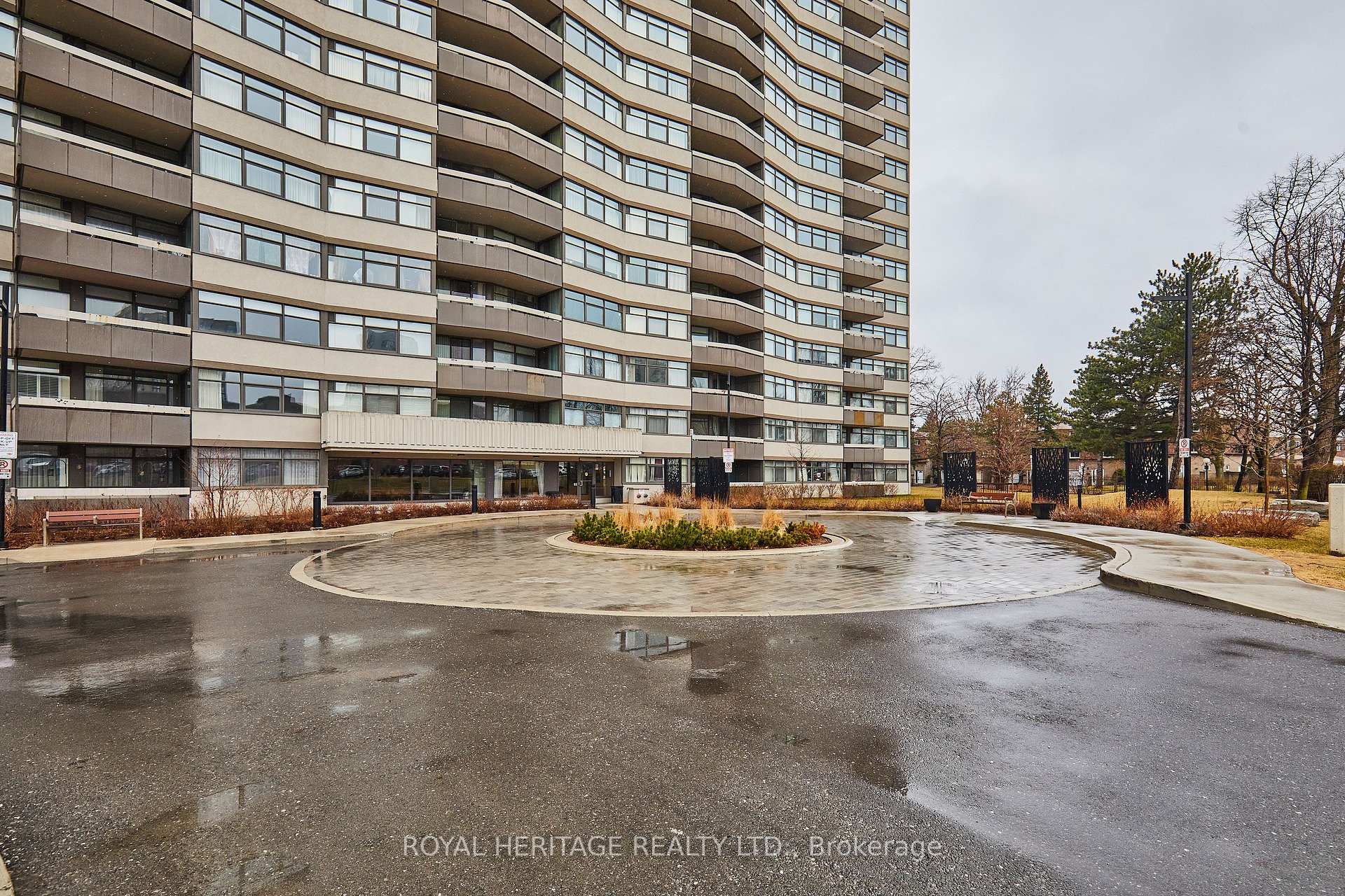 Photo 2 of Unit 1806, 3131 Bridletowne Circle, Scarborough, L'Amoreaux — HOMEH