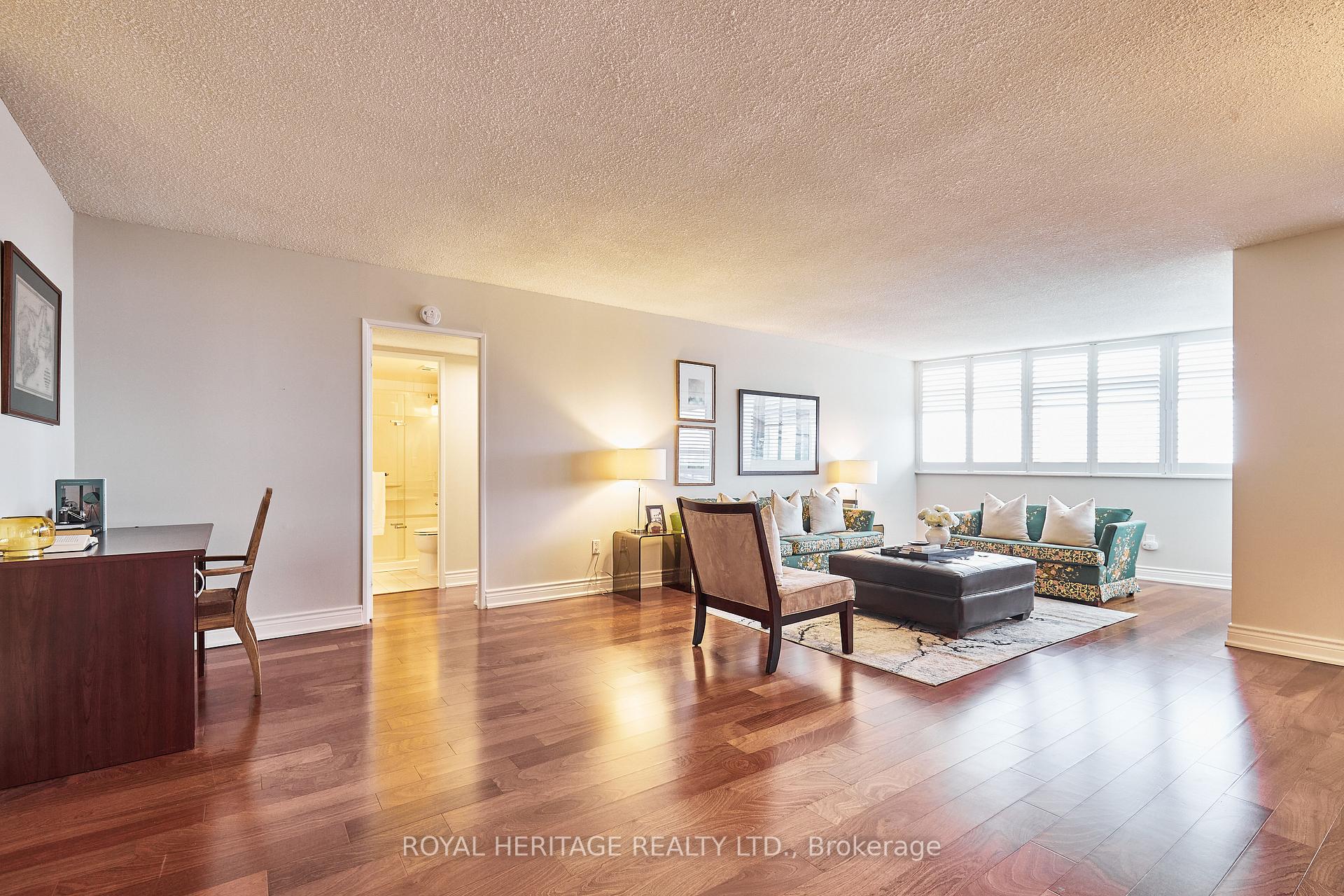 Photo 8 of Unit 1806, 3131 Bridletowne Circle, Scarborough, L'Amoreaux — HOMEH