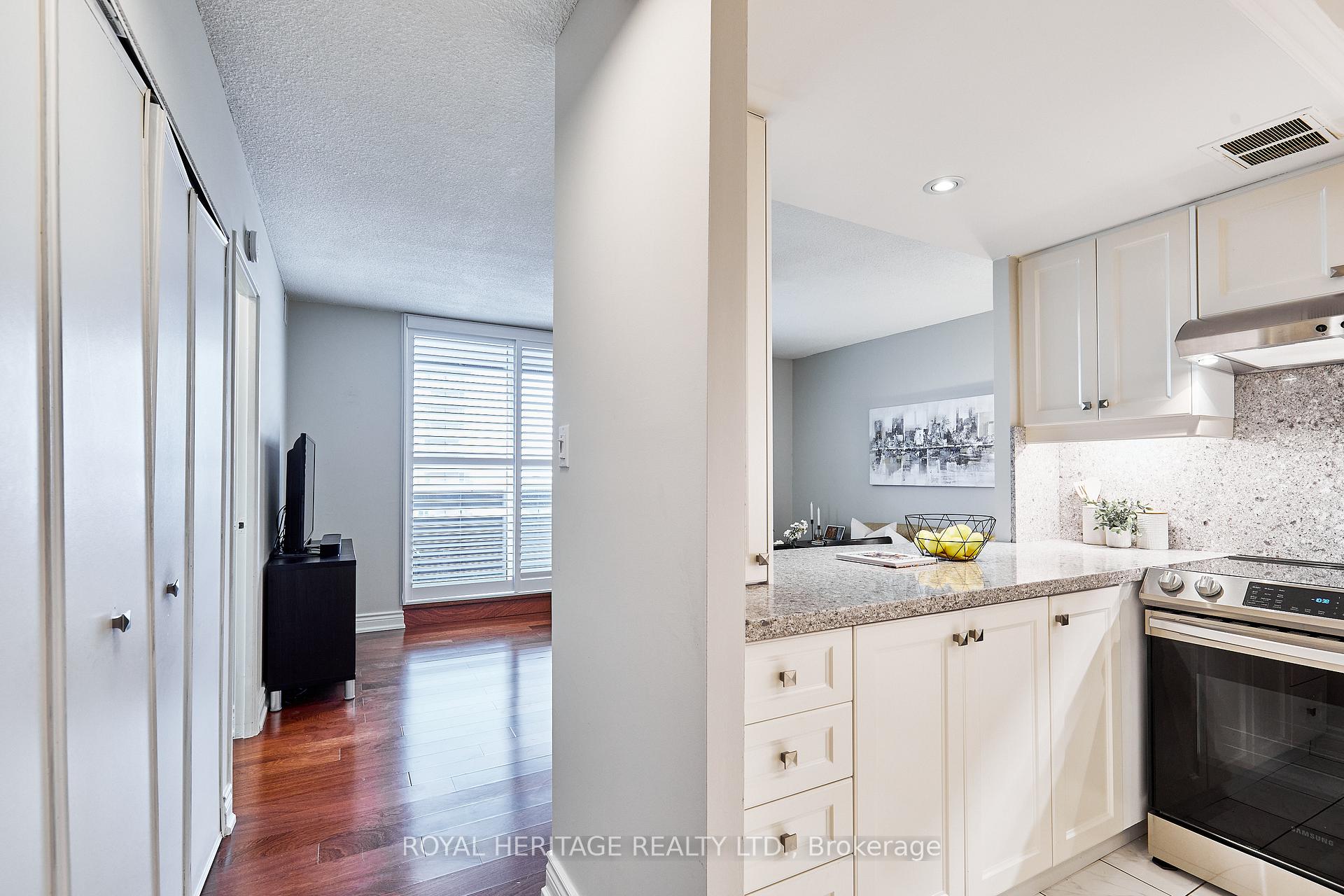 Photo 13 of Unit 1806, 3131 Bridletowne Circle, Scarborough, L'Amoreaux — HOMEH