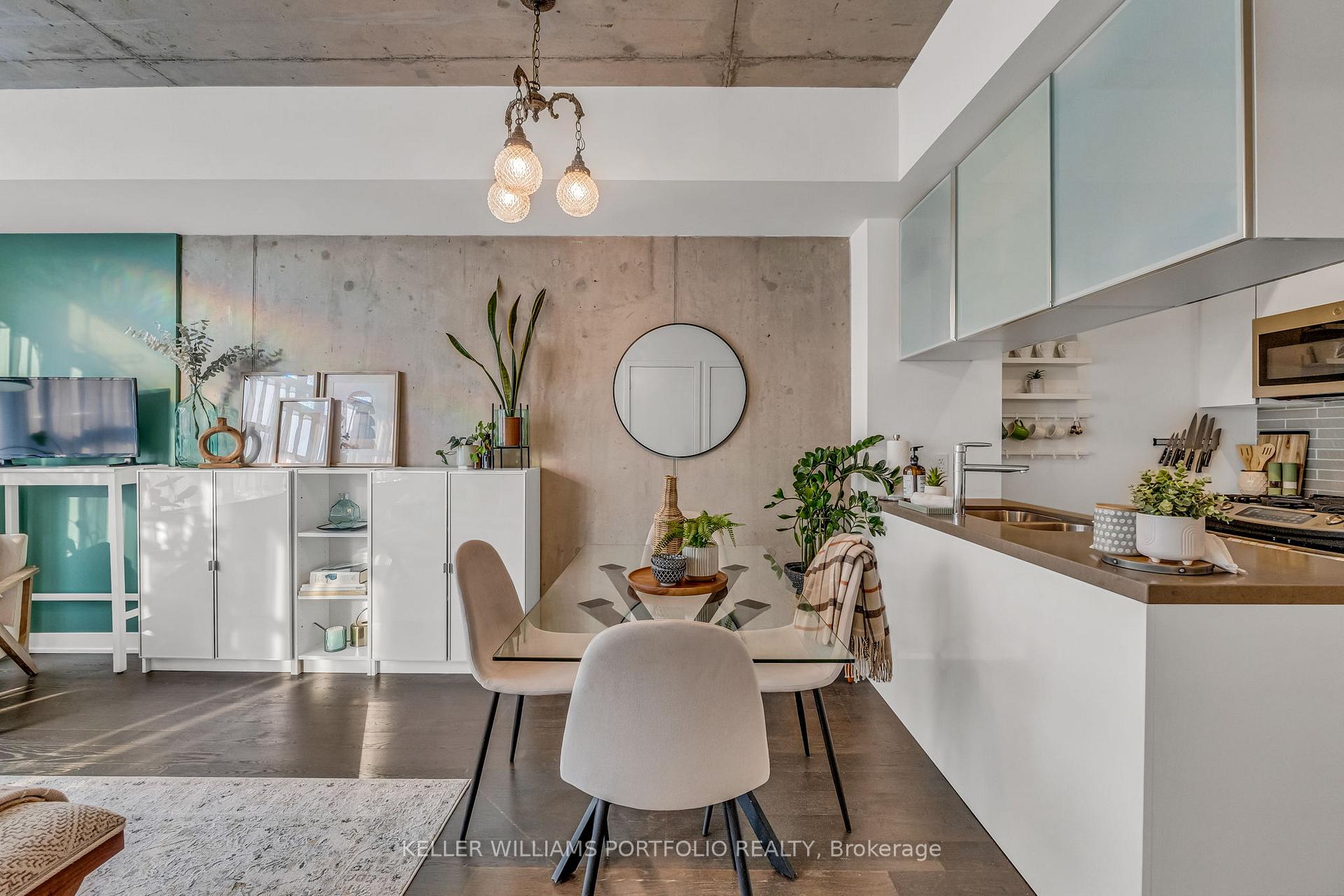 Photo 9 of Unit 706, 1201 Dundas Street E, Toronto, South Riverdale — HOMEH