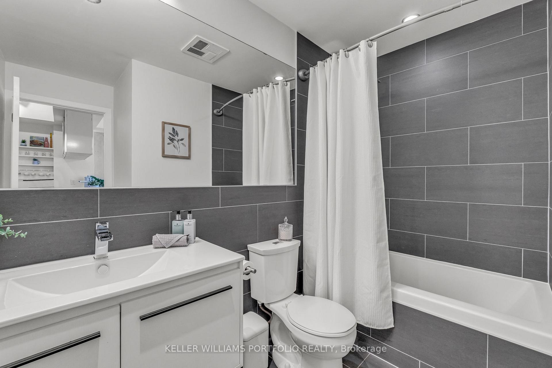 Photo 15 of Unit 706, 1201 Dundas Street E, Toronto, South Riverdale — HOMEH