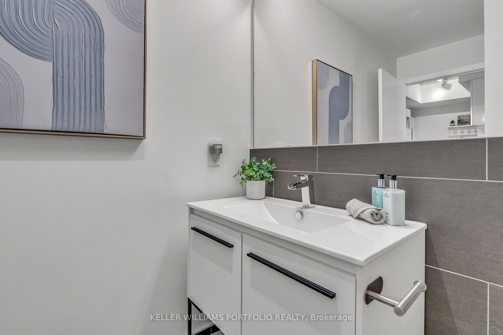 Photo 16 of Unit 706, 1201 Dundas Street E, Toronto, South Riverdale — HOMEH