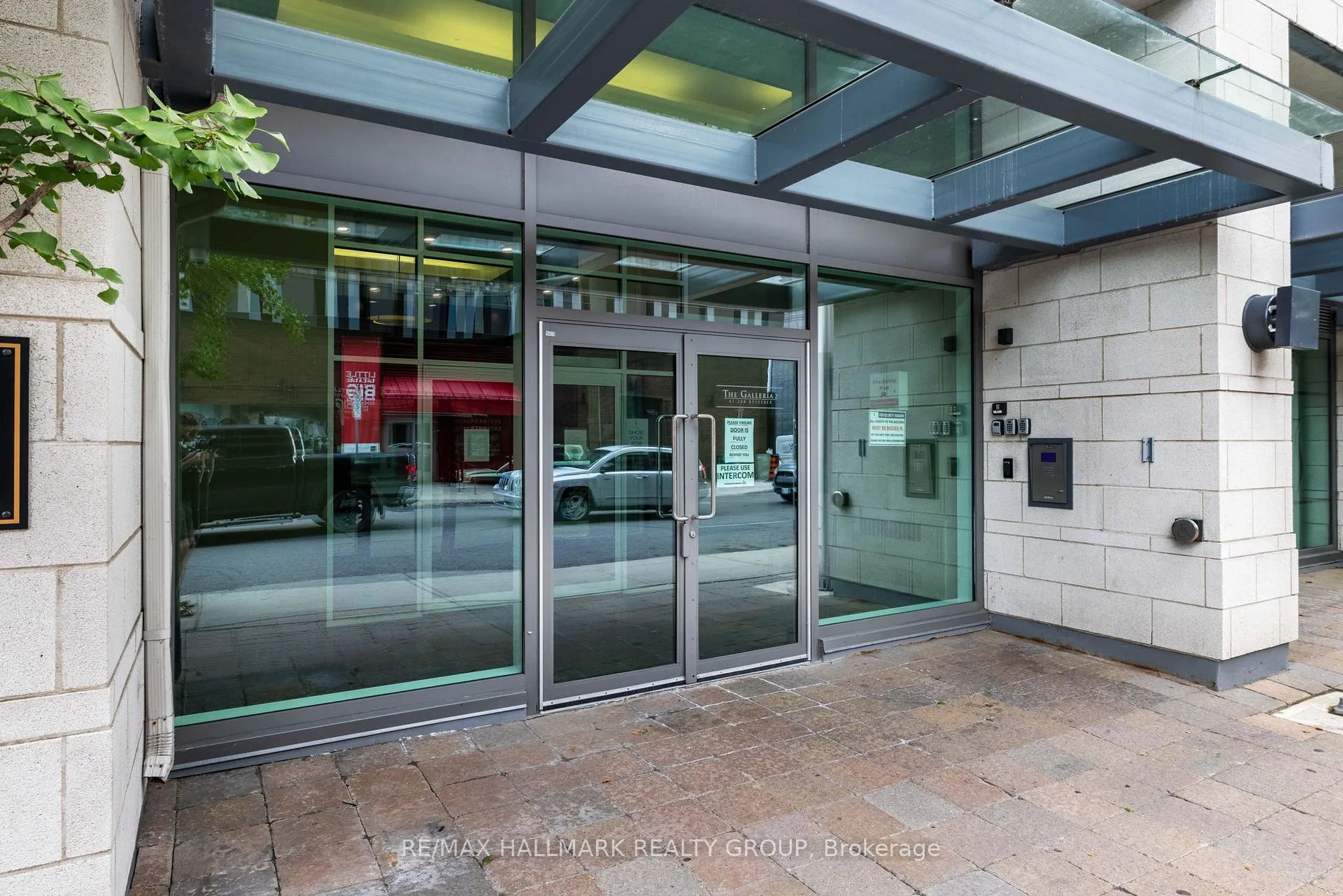 Photo 2 of Unit 406, 238 Besserer Street, Ottawa, Sandy Hill — HOMEH
