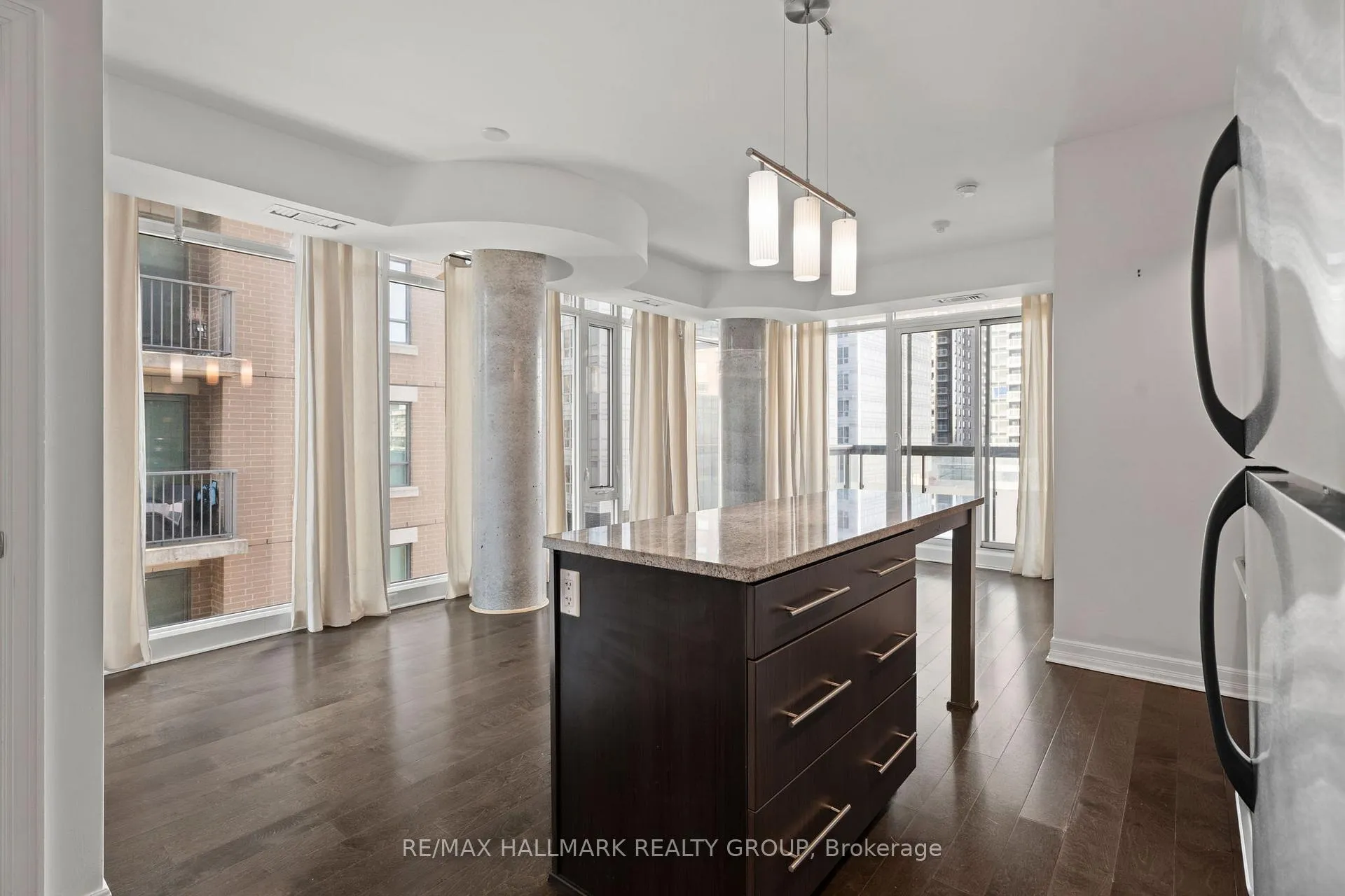 Photo 10 of Unit 406, 238 Besserer Street, Ottawa, Sandy Hill — HOMEH