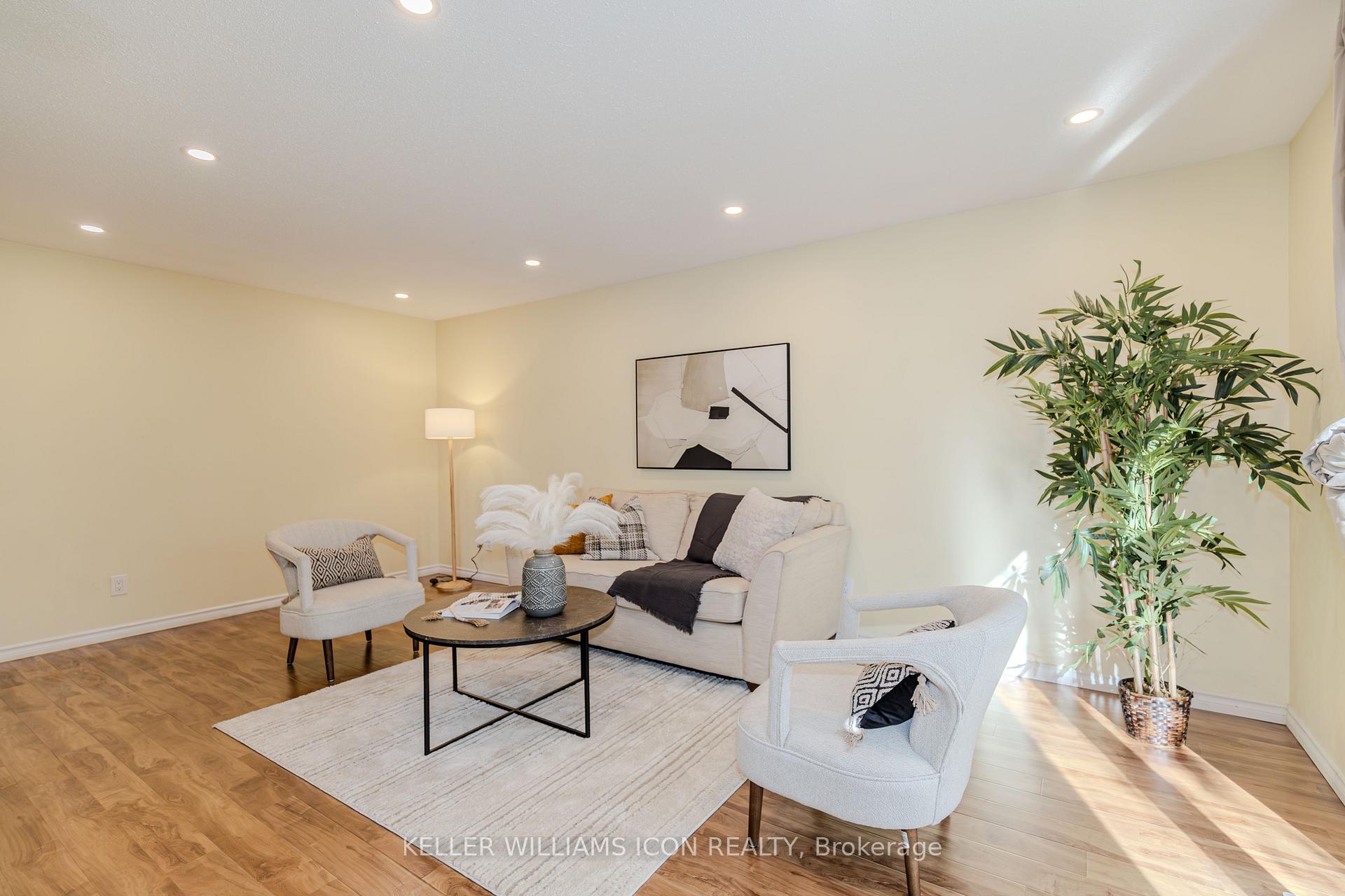 Photo 13 of 385 Kintyre Private, Ottawa, Carleton Square — HOMEH