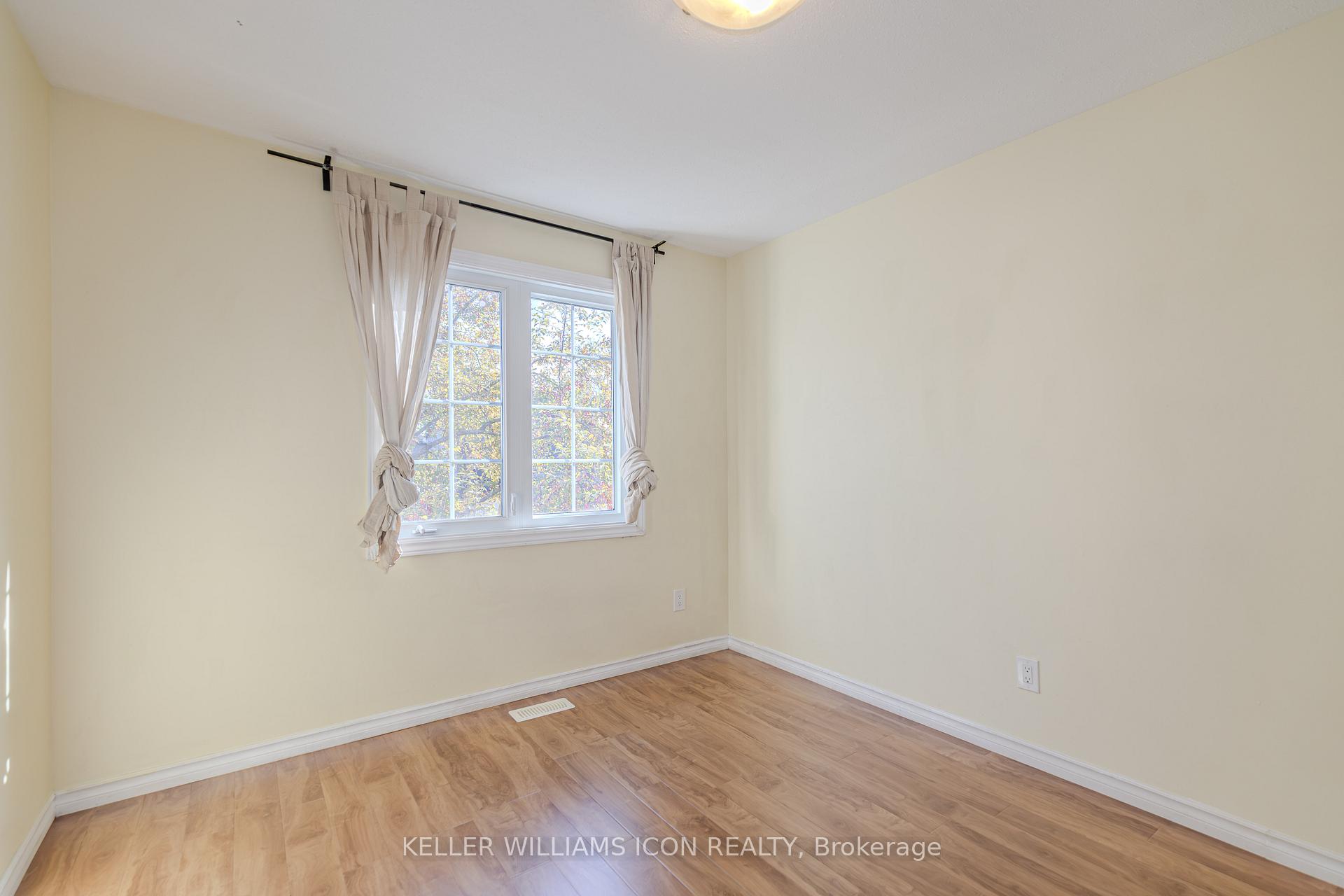 Photo 24 of 385 Kintyre Private, Ottawa, Carleton Square — HOMEH