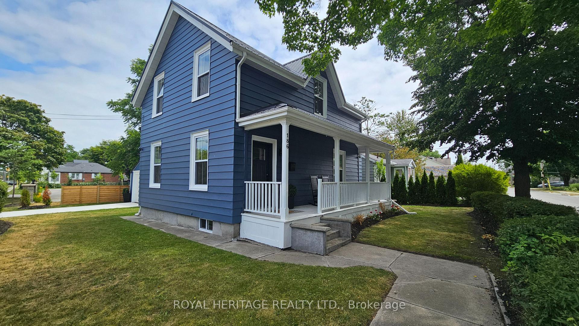 Front of 186 Durham Street