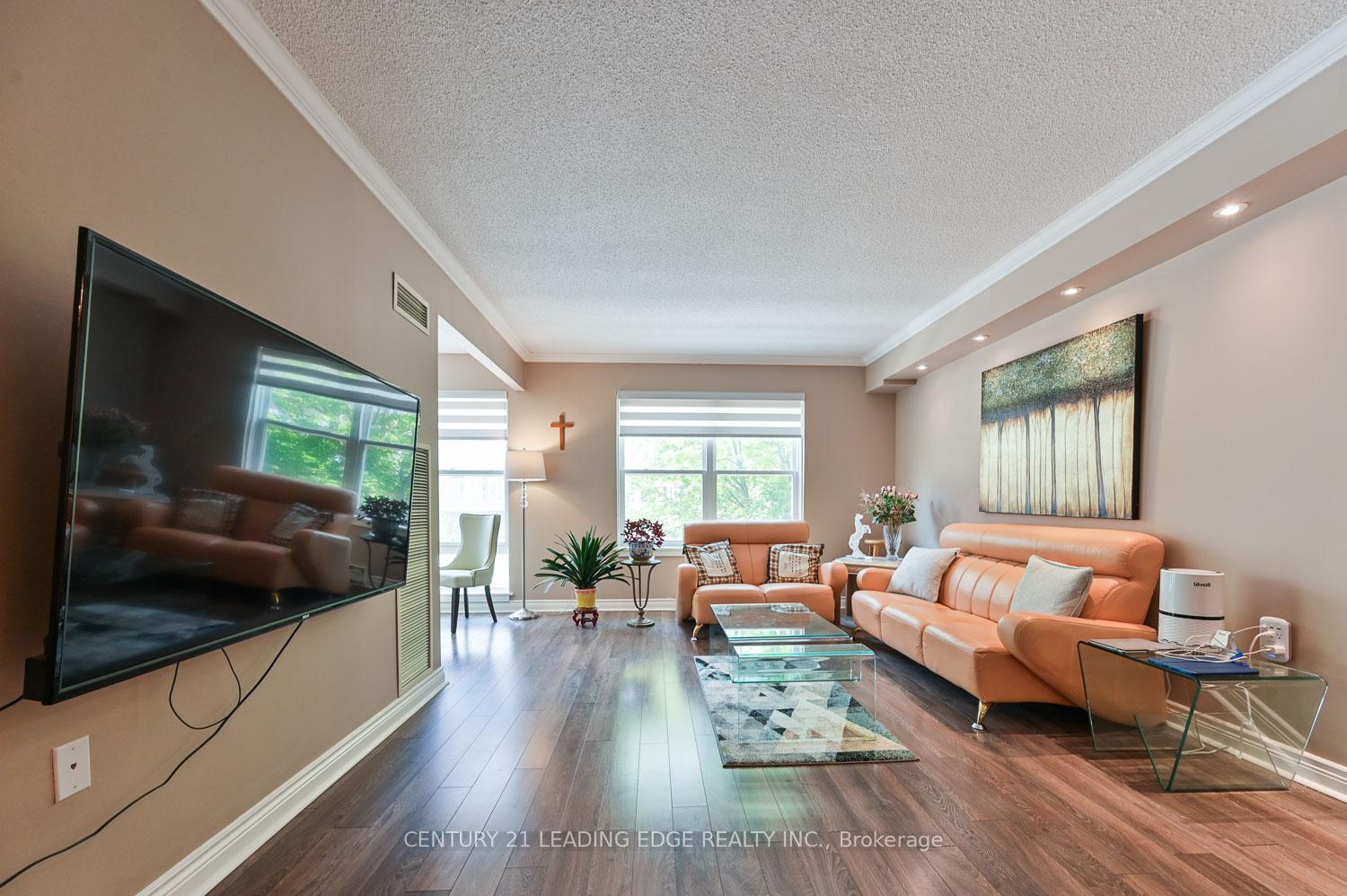 Photo 9 of Unit 224, 100 Anna Russell Way, Markham, Unionville — HOMEH