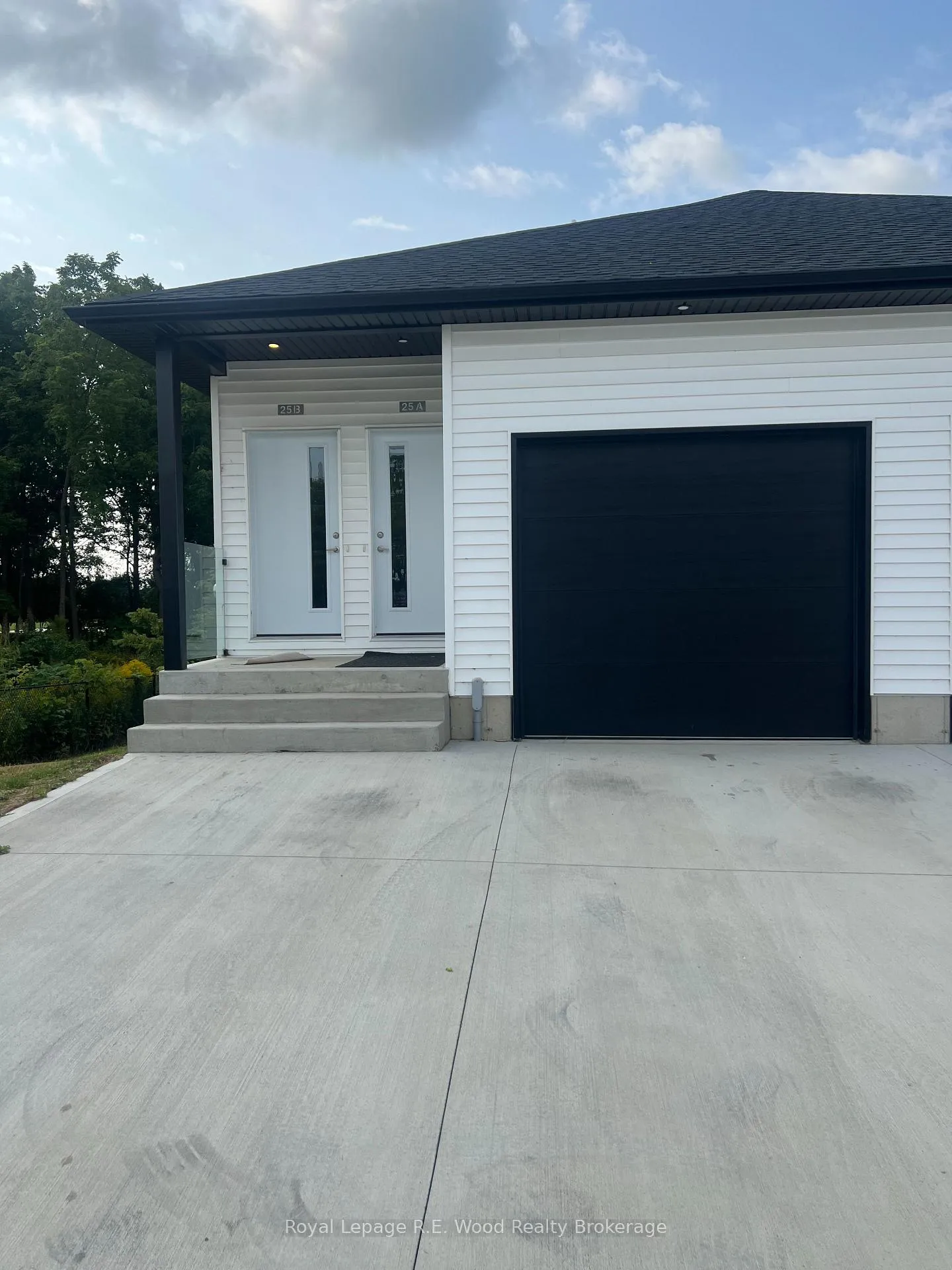 Photo 1 of 335 John Street S, Aylmer — HOMEH