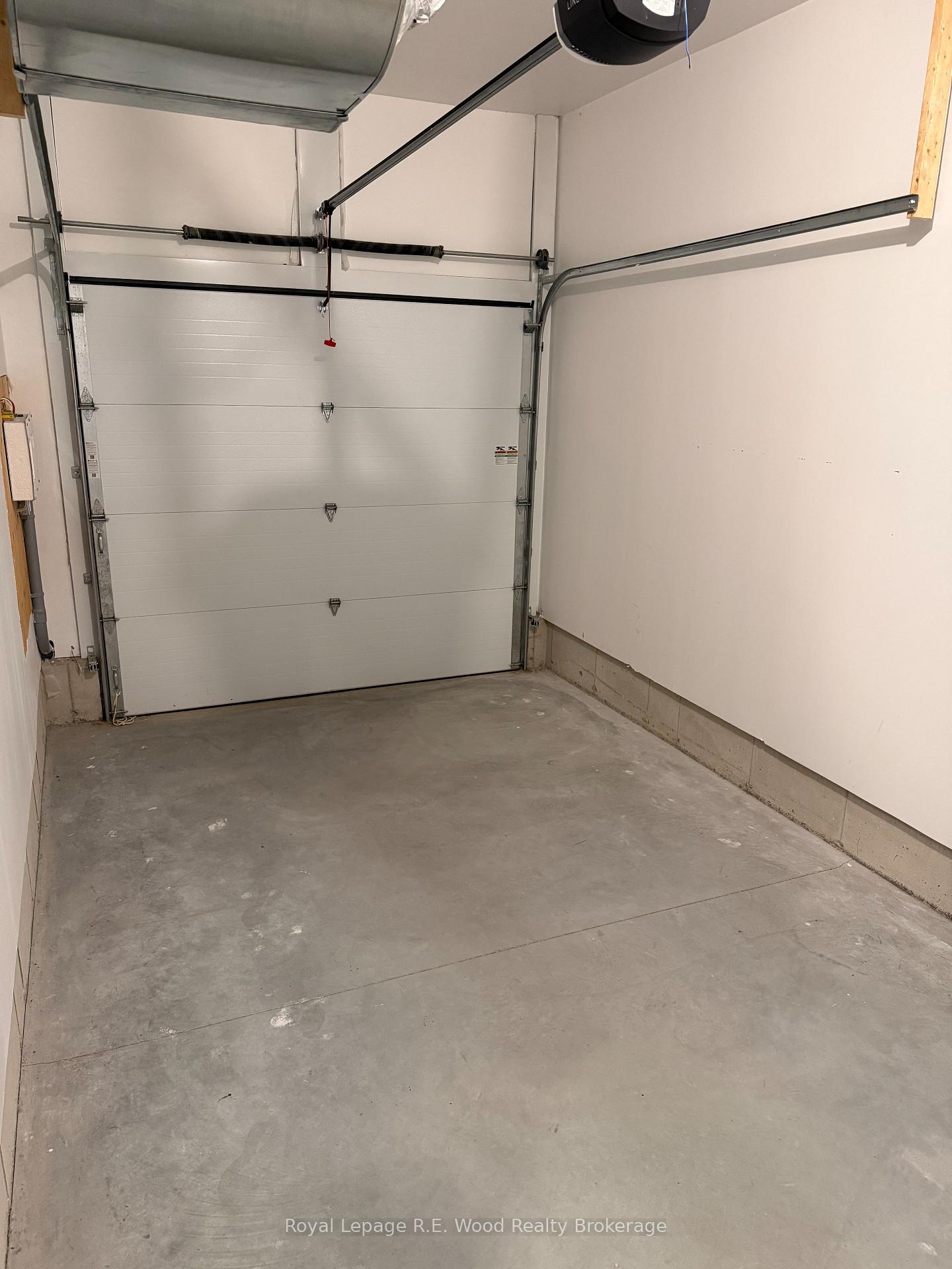 Photo 3 of 335 John Street S, Aylmer — HOMEH