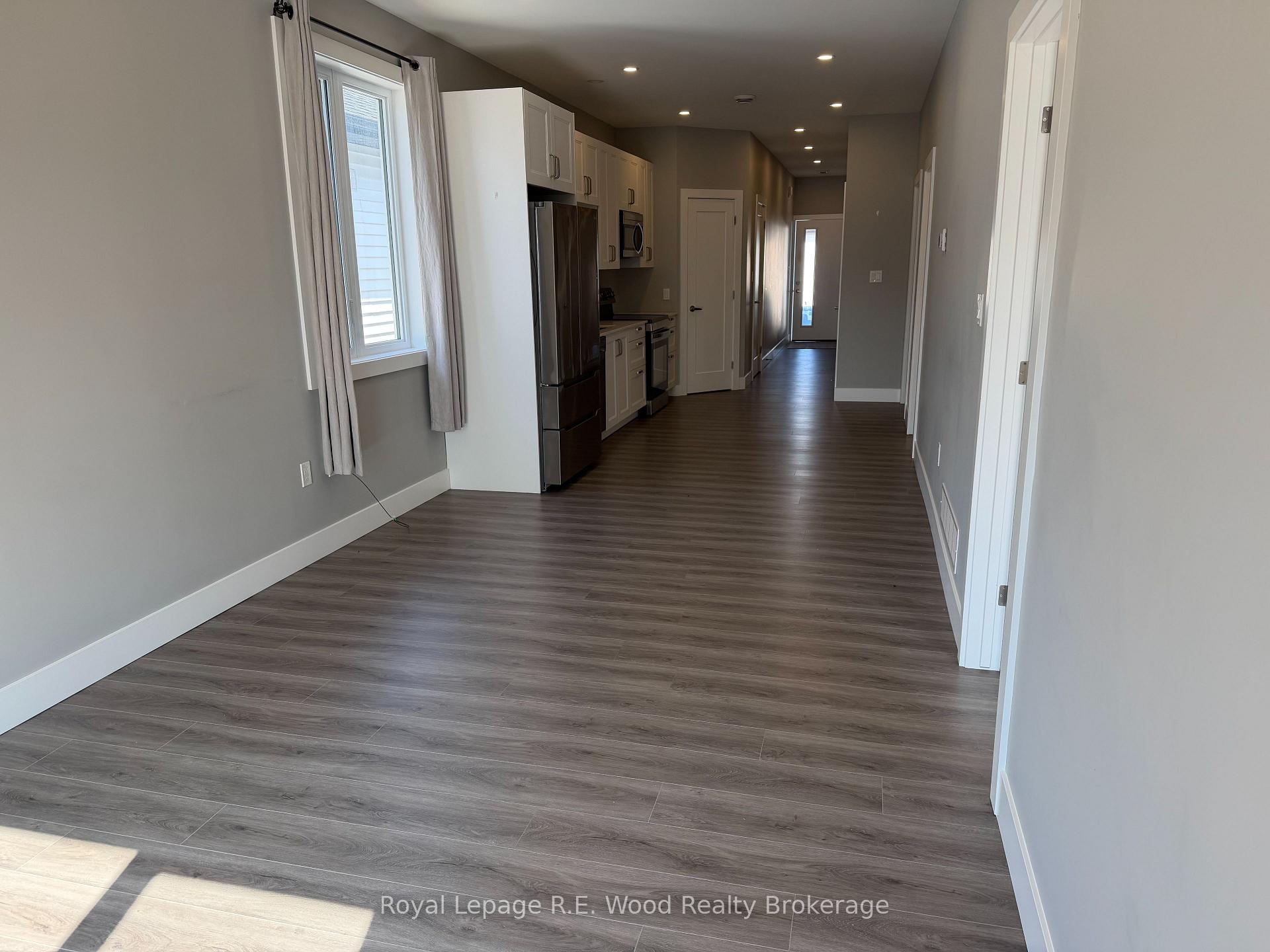 Photo 5 of 335 John Street S, Aylmer — HOMEH