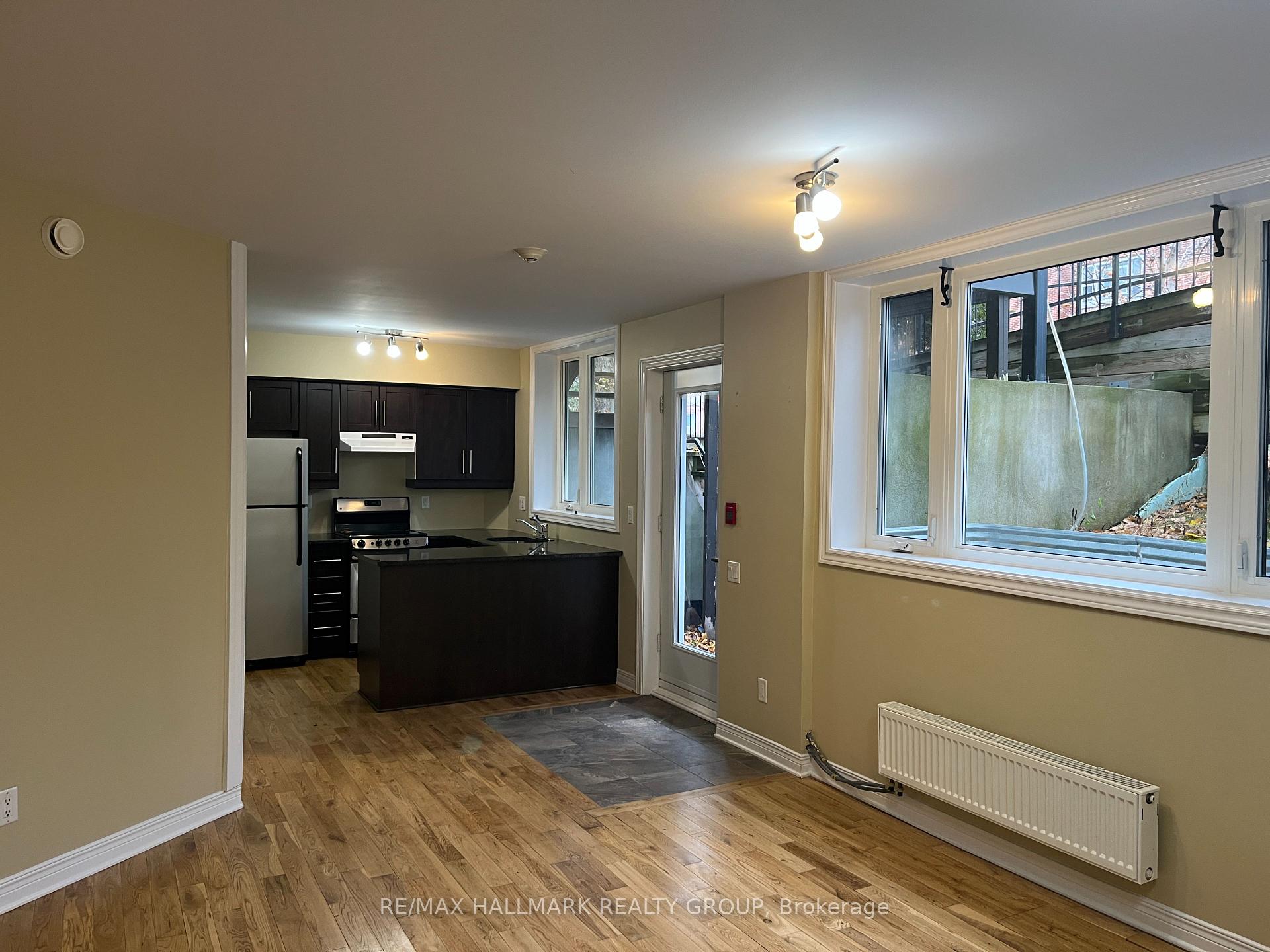 Photo 3 of Unit 1, 324 Currell Avenue, Ottawa, Westboro/Hampton Park — HOMEH
