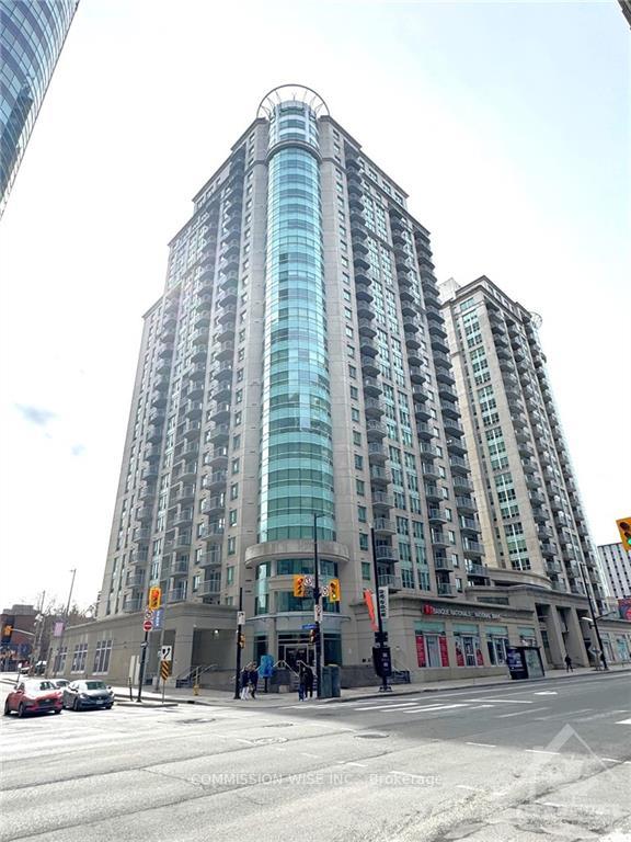Front of Unit 1004, 234 Rideau Street